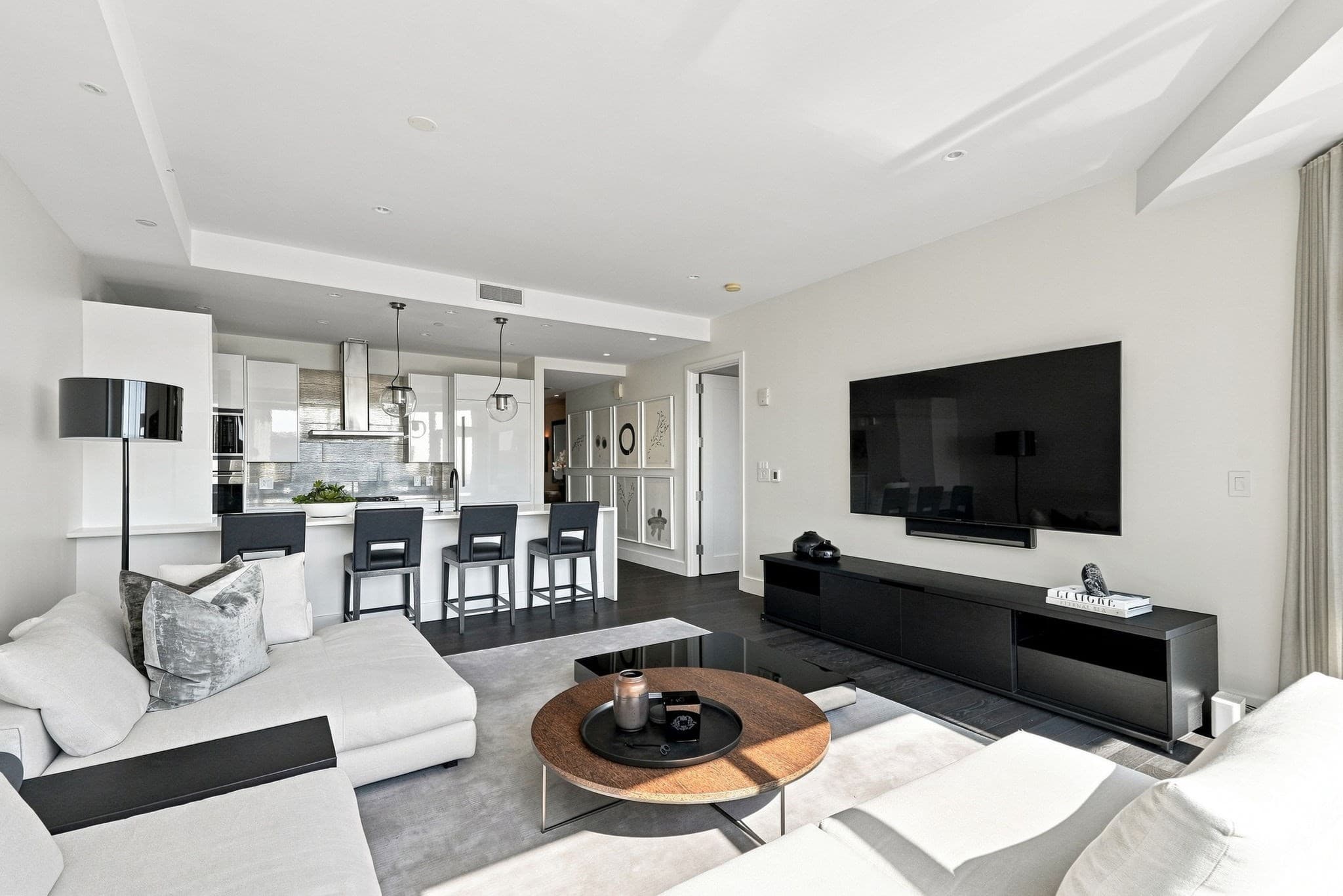Condominium at 50 Liberty Drive # 7E, Boston MA 02210, photo 5 of 31
