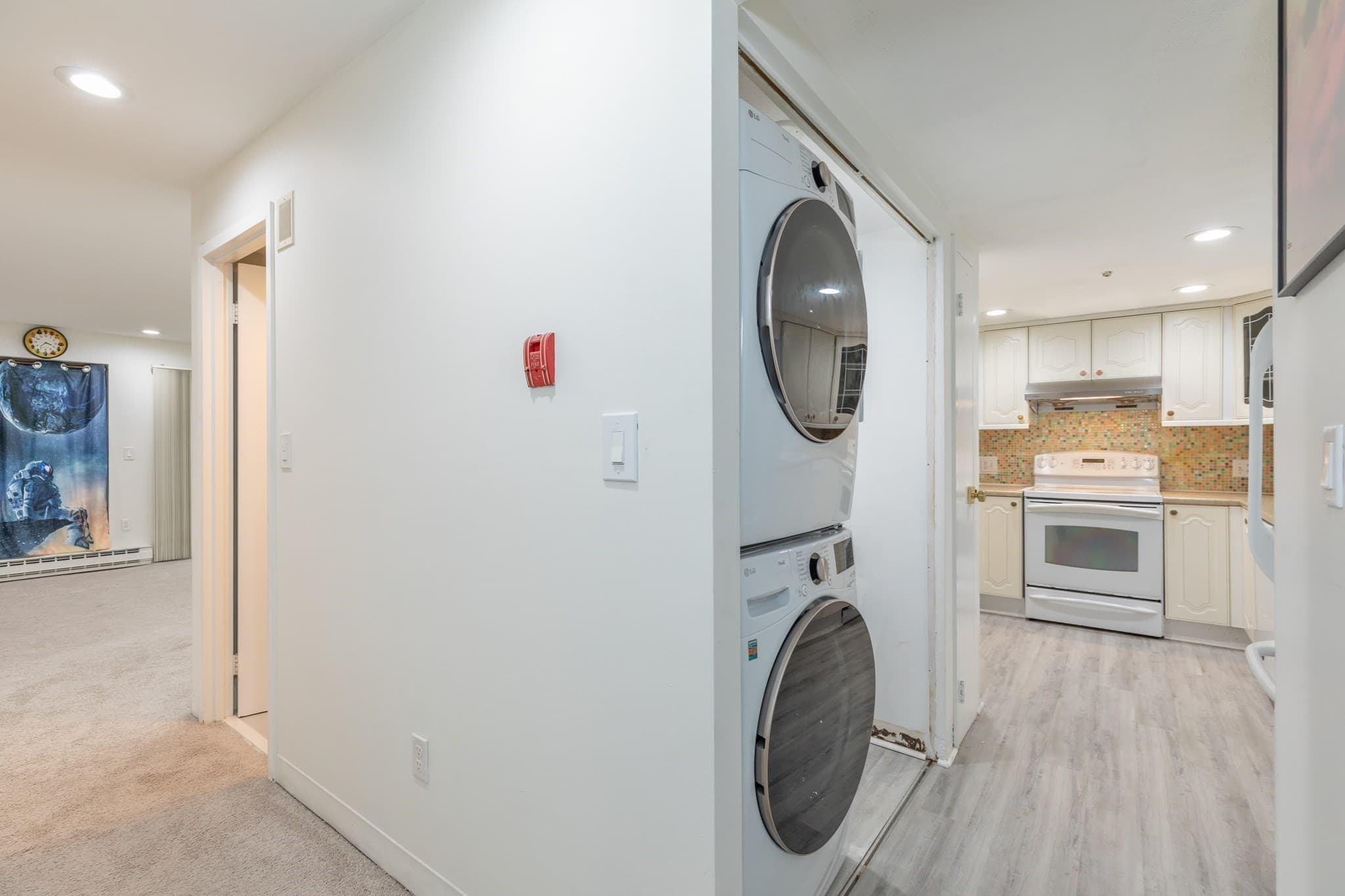 Condominium at 22 Old Stone Way # 22, Weymouth MA 02189, photo 22 of 38