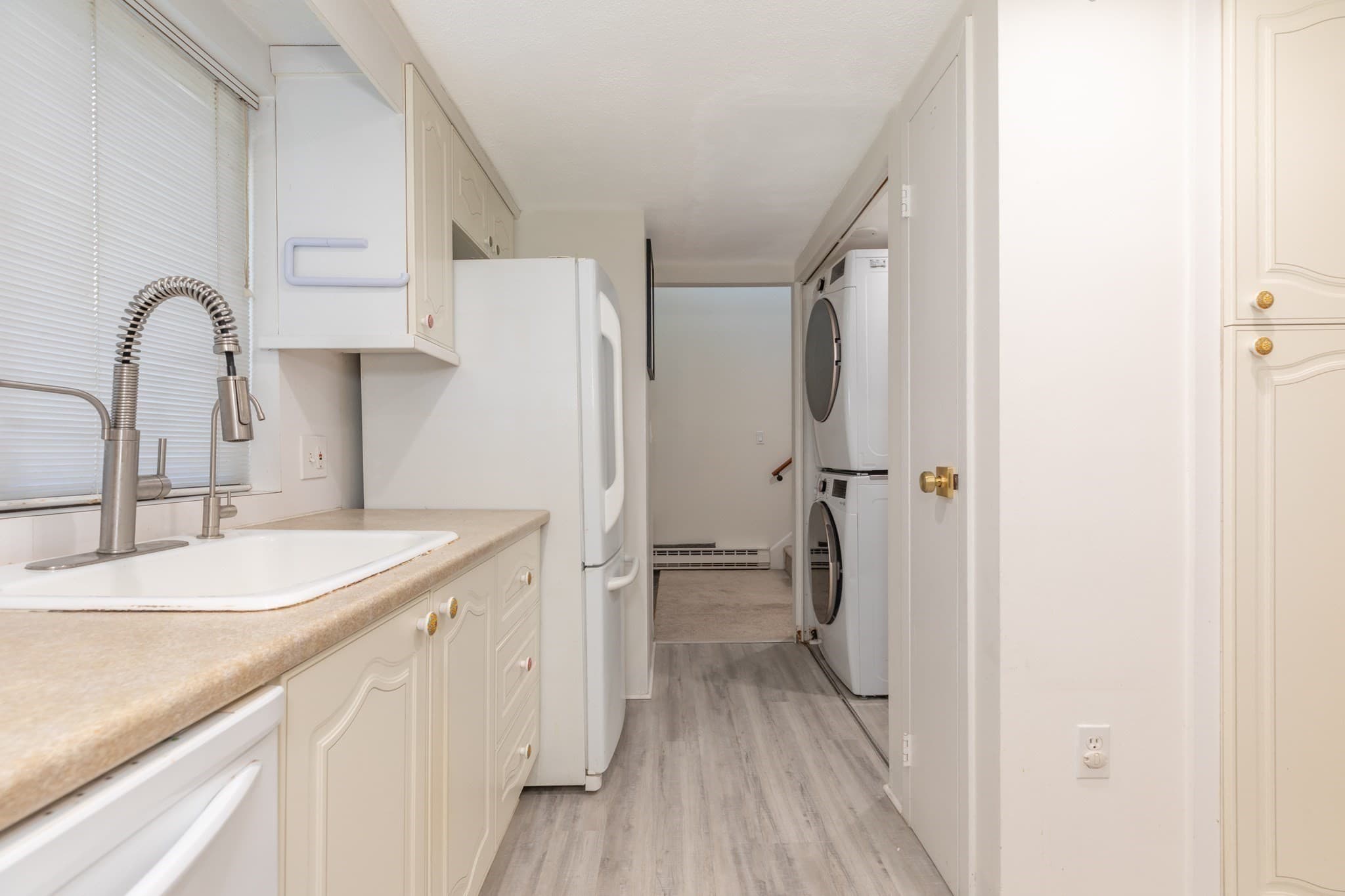Condominium at 22 Old Stone Way # 22, Weymouth MA 02189, photo 21 of 38