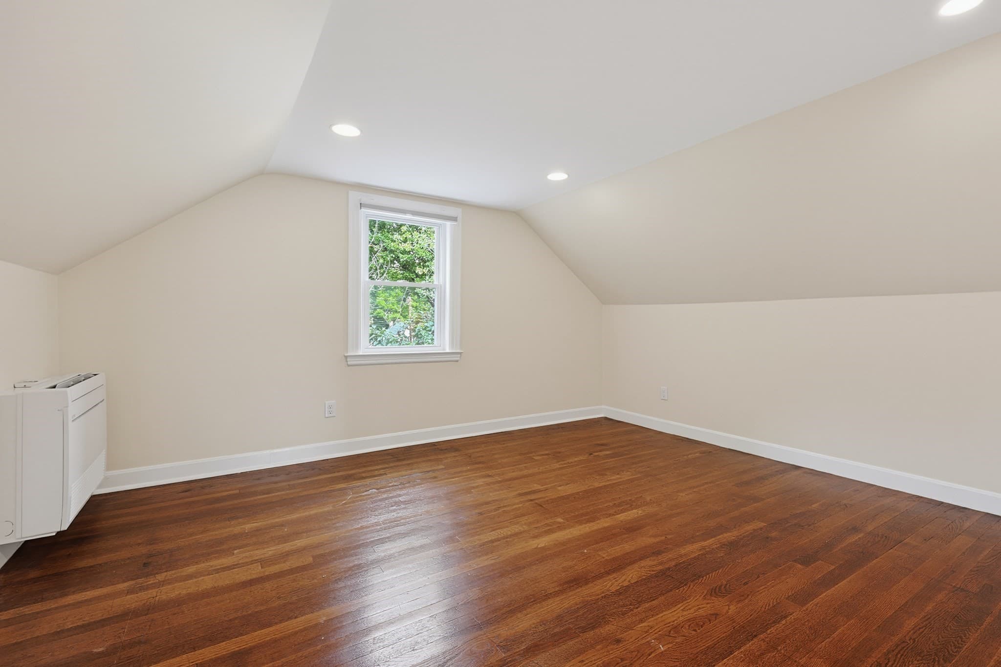 Single Family Residence at 36 Intervale Ter, Reading MA 01867, photo 23 of 30