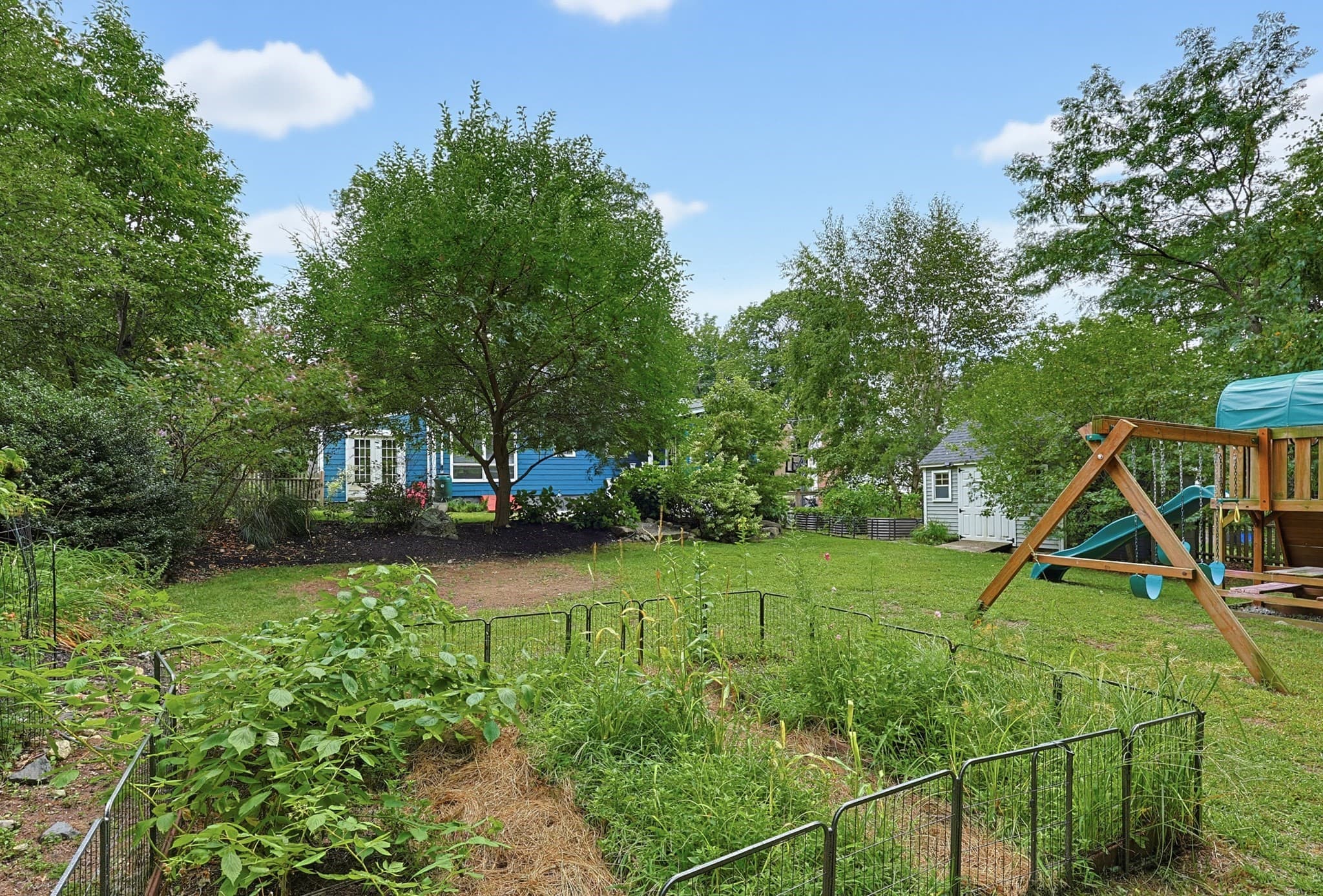 Single Family Residence at 36 Intervale Ter, Reading MA 01867, photo 27 of 30