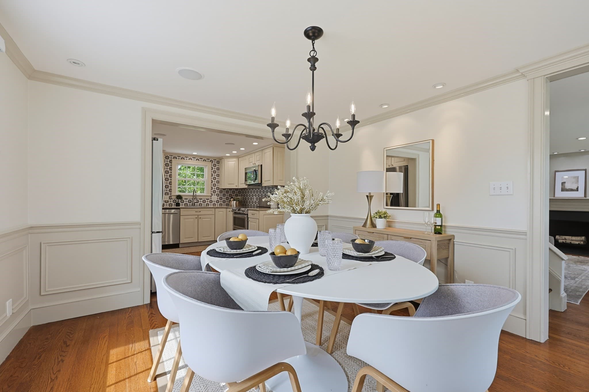 Single Family Residence at 36 Intervale Ter, Reading MA 01867, photo 13 of 30