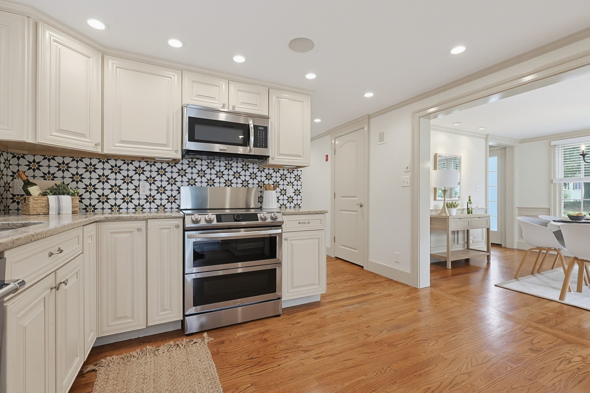 Single Family Residence at 36 Intervale Ter, Reading MA 01867, photo 10 of 30
