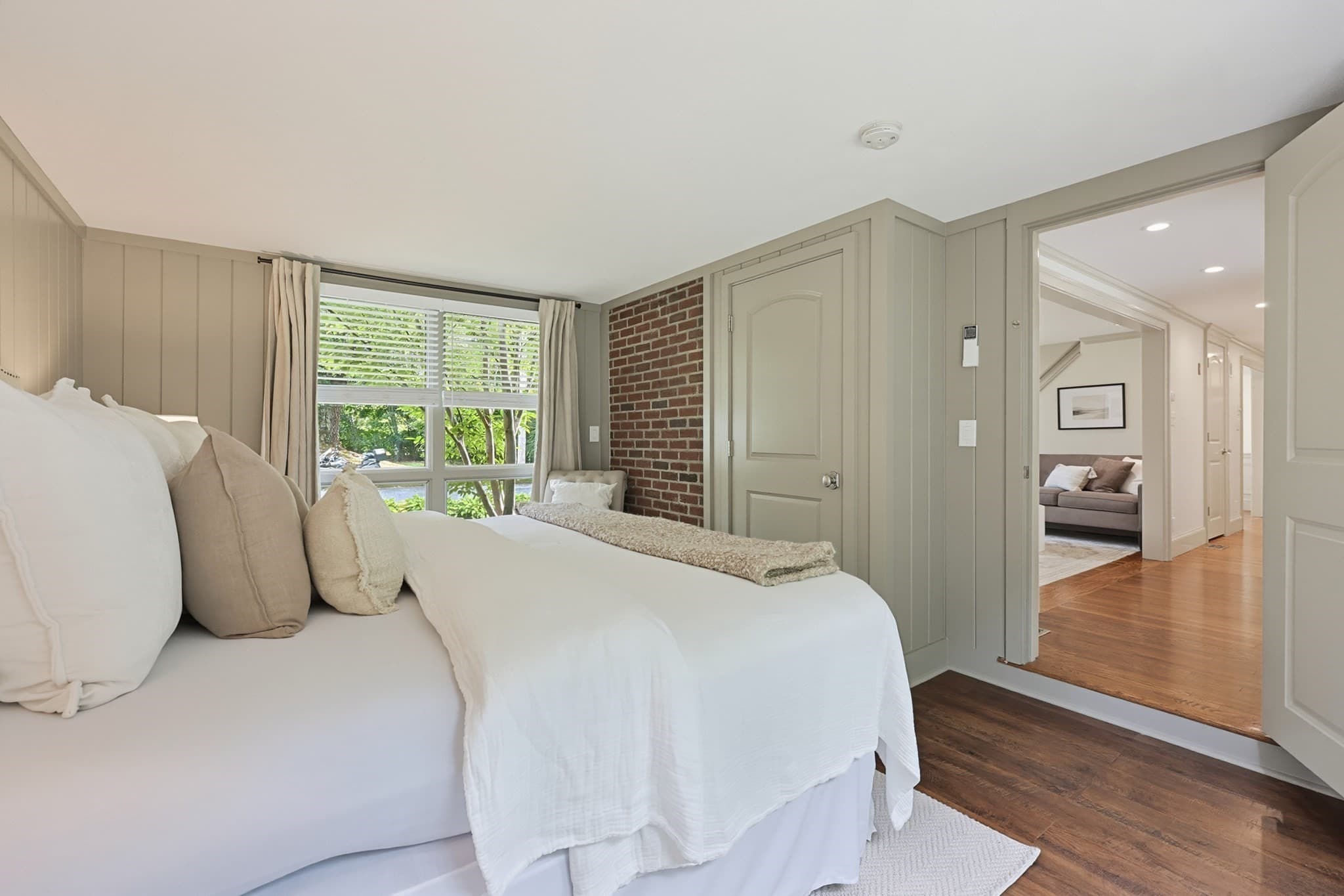 Single Family Residence at 36 Intervale Ter, Reading MA 01867, photo 18 of 30