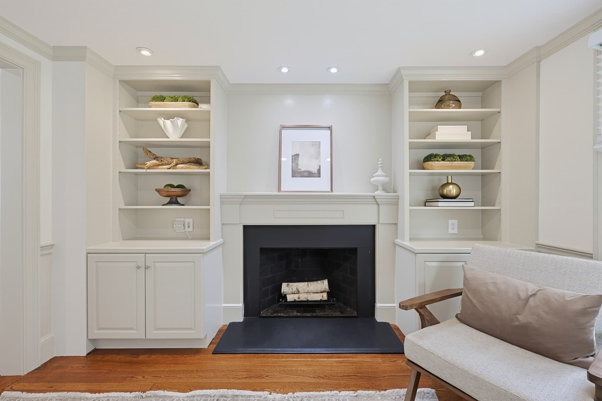 Single Family Residence at 36 Intervale Ter, Reading MA 01867, photo 15 of 30