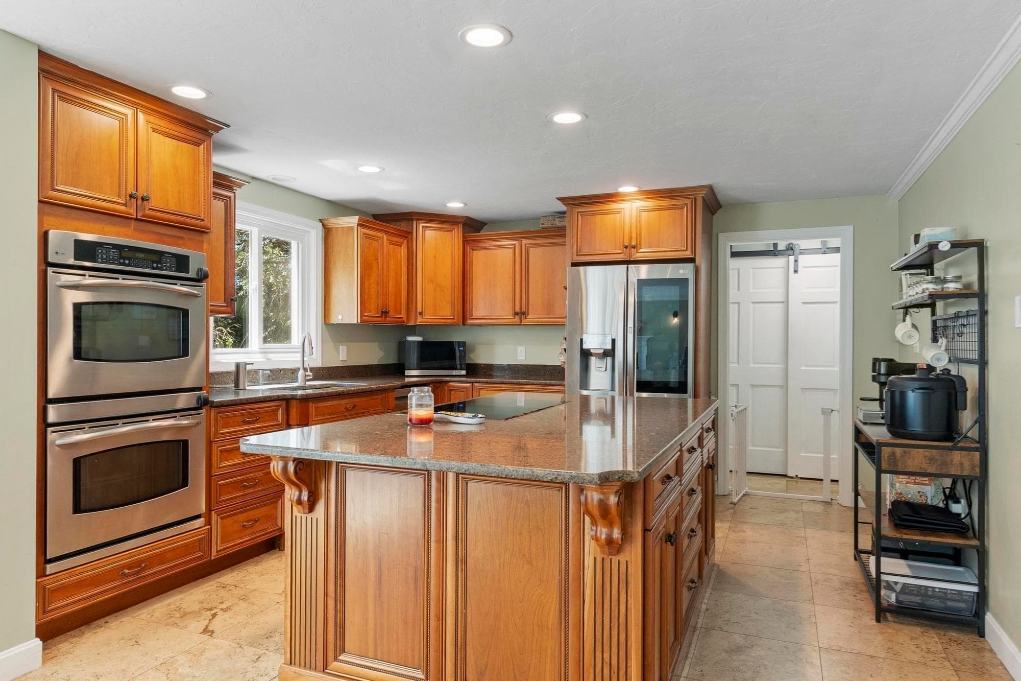 Single Family Residence at 22 Ponnakin Hill Rd, Charlton MA 01507, Charlton, photo 6 of 38