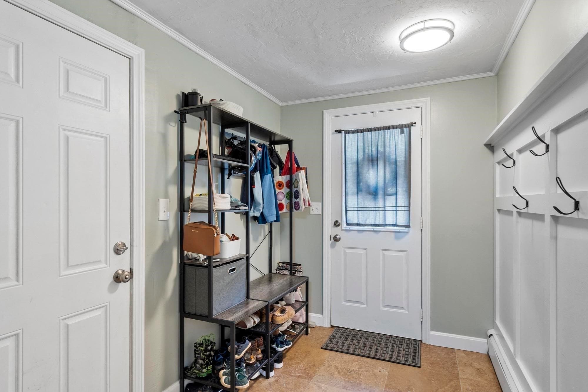 Single Family Residence at 22 Ponnakin Hill Rd, Charlton MA 01507, Charlton, photo 5 of 38
