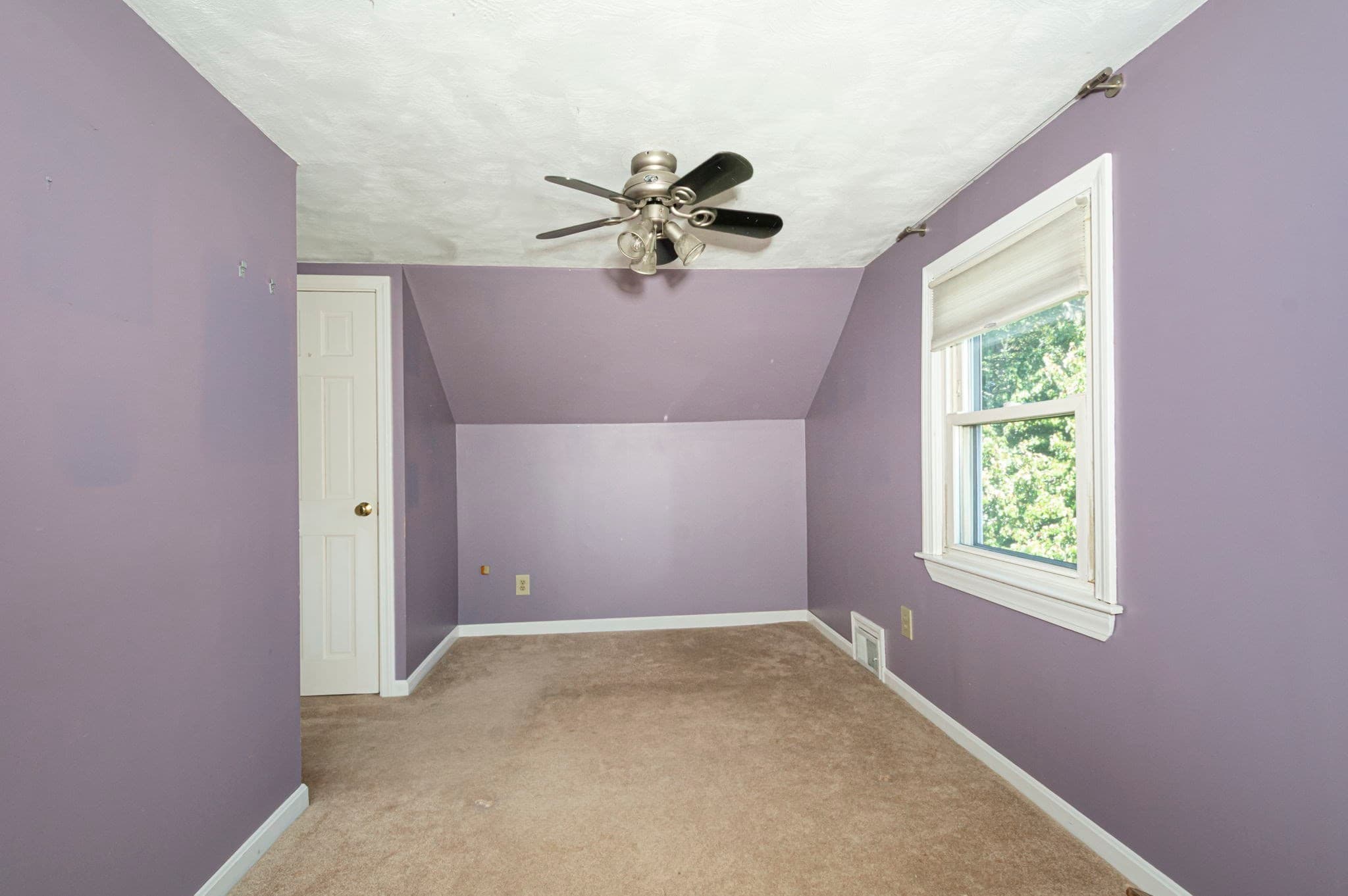 Single Family Residence at 10 Farview Ave, Shrewsbury MA 01545, Shrewsbury, photo 23 of 29