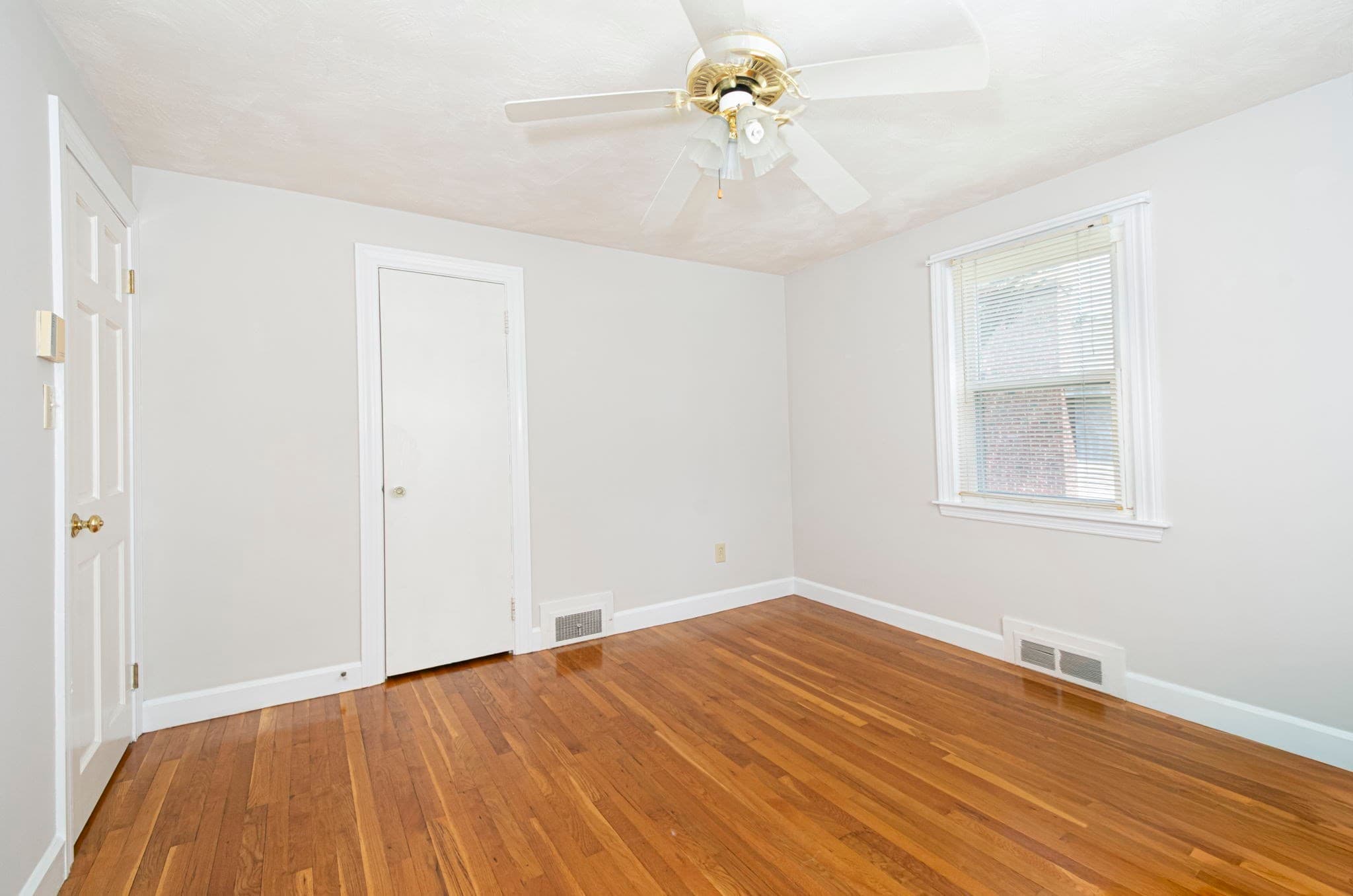 Single Family Residence at 10 Farview Ave, Shrewsbury MA 01545, Shrewsbury, photo 18 of 29