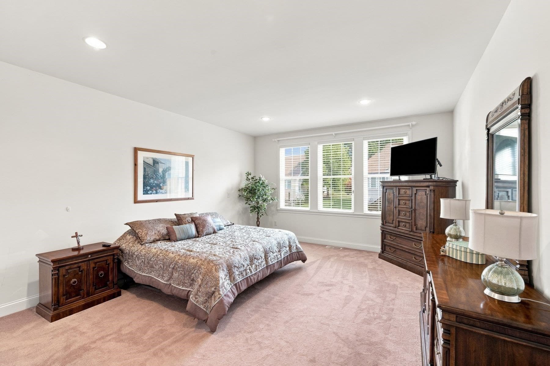 Condominium at 2 Pimpernel Cir # 25, Georgetown MA 01833, Georgetown, photo 23 of 35
