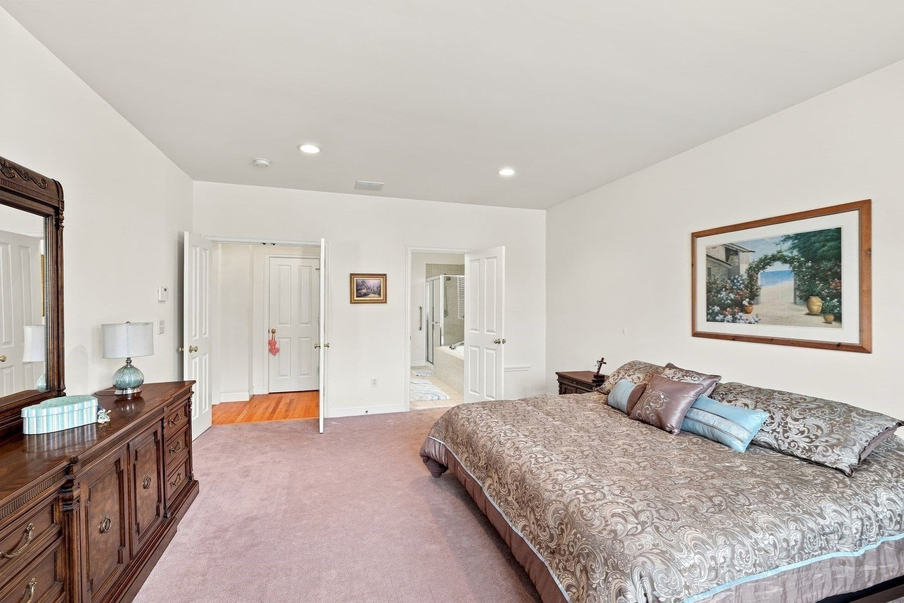 Condominium at 2 Pimpernel Cir # 25, Georgetown MA 01833, Georgetown, photo 24 of 35
