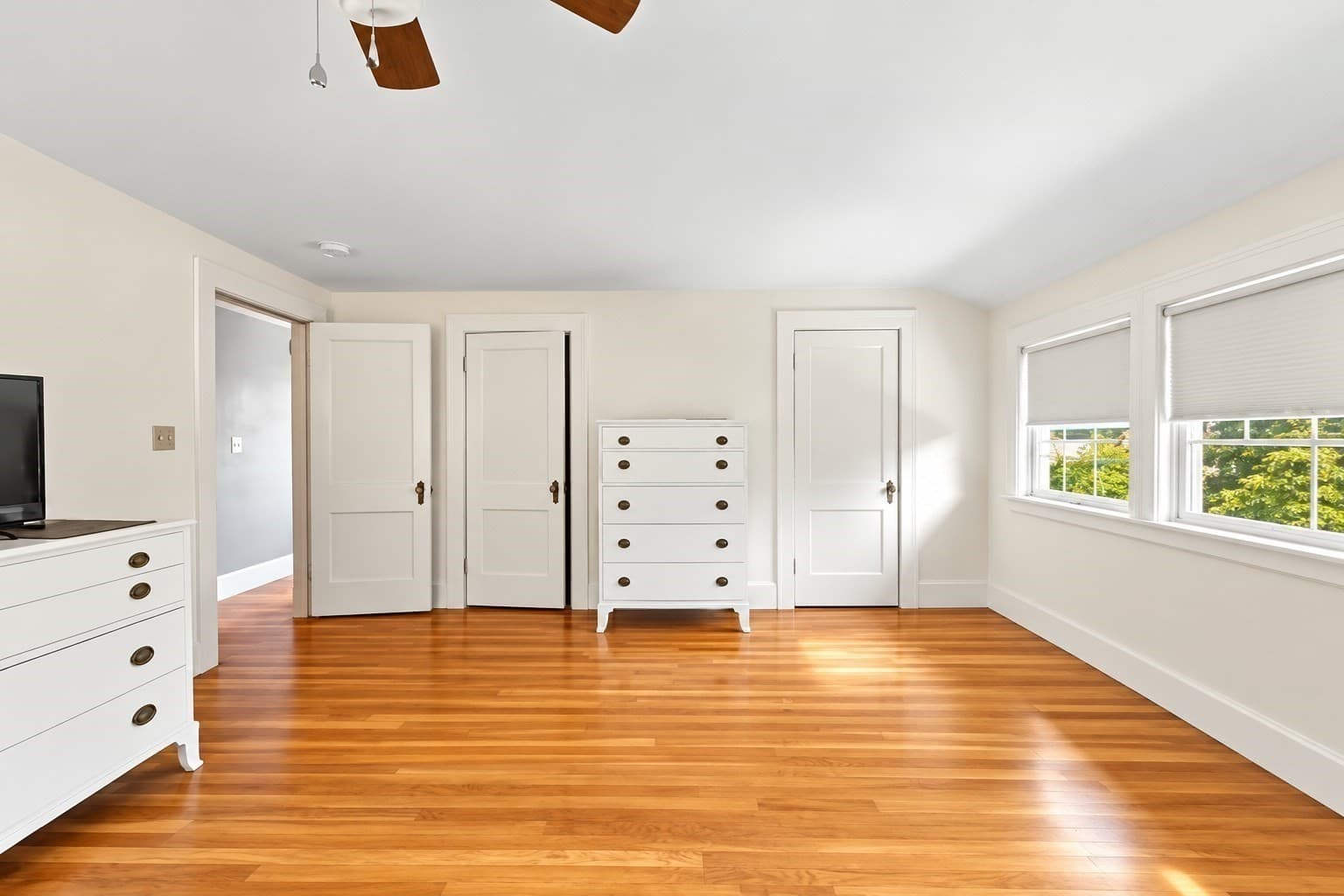 Single Family Residence at 117 Spring St, Hull MA 02045, Hull, photo 17 of 36