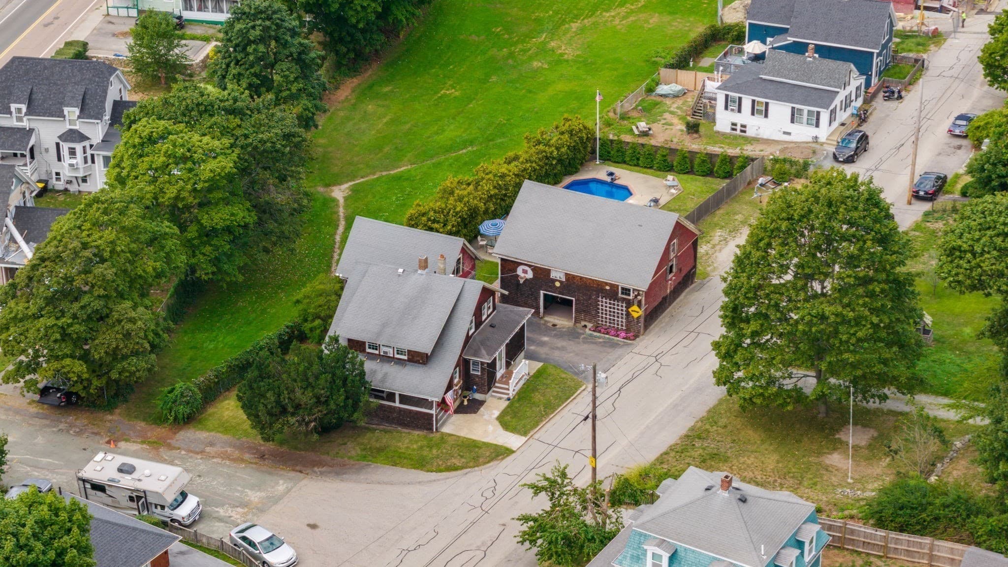 Single Family Residence at 117 Spring St, Hull MA 02045, Hull, photo 3 of 36