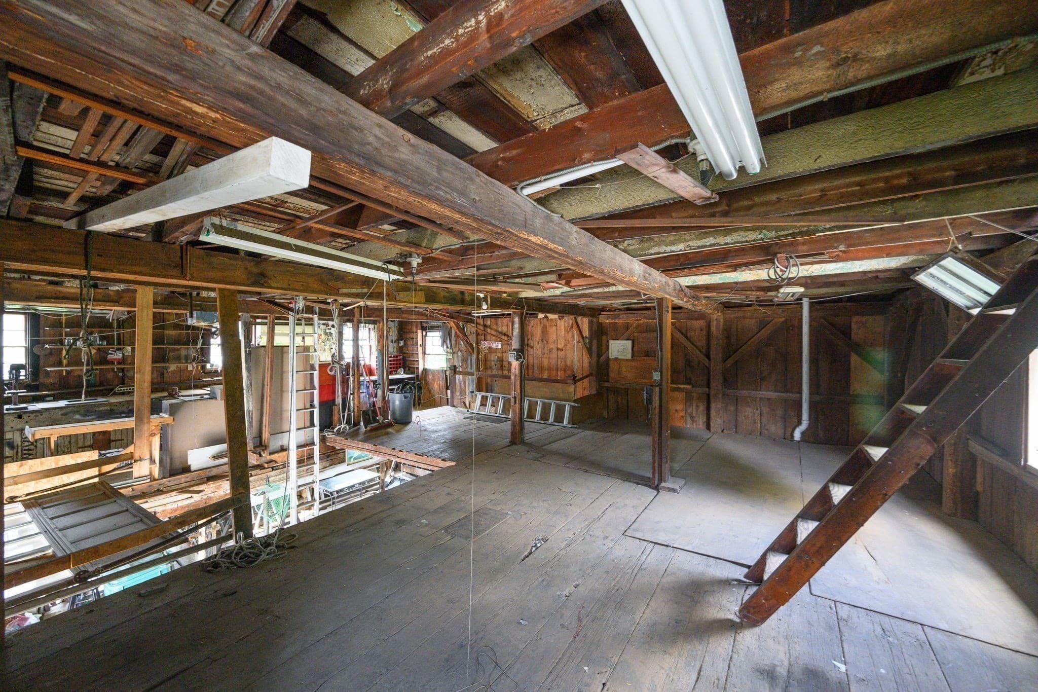 Single Family Residence at 117 Spring St, Hull MA 02045, Hull, photo 24 of 36