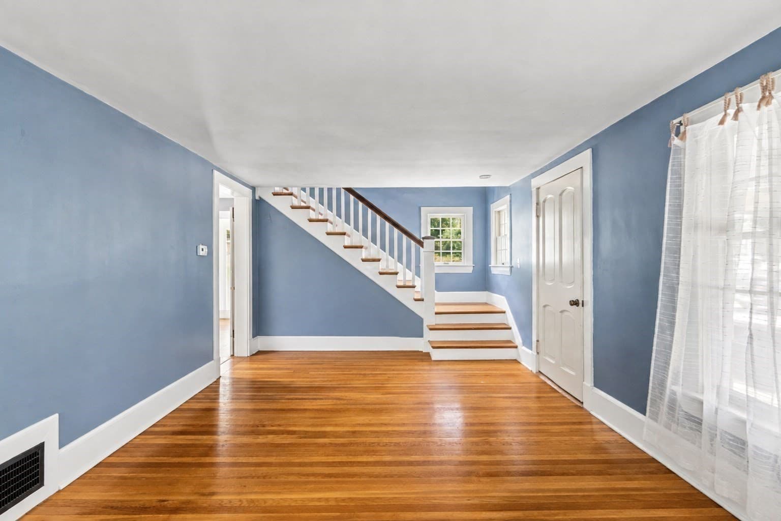 Single Family Residence at 117 Spring St, Hull MA 02045, Hull, photo 15 of 36