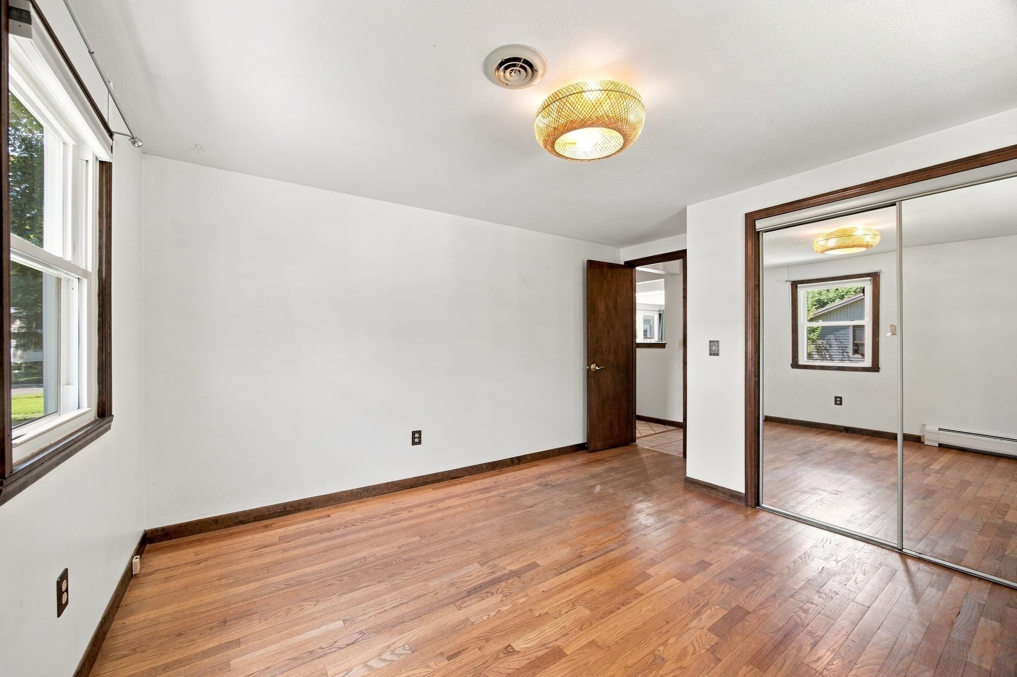 Single Family Residence at 47 Overlook Dr, Easthampton MA 01027, Easthampton, photo 13 of 42
