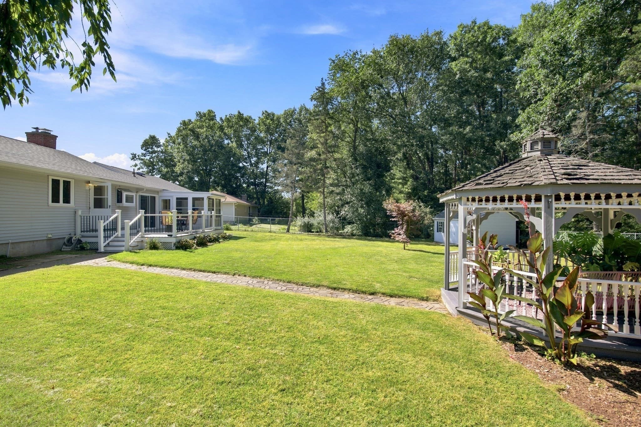 Single Family Residence at 47 Overlook Dr, Easthampton MA 01027, Easthampton, photo 36 of 42