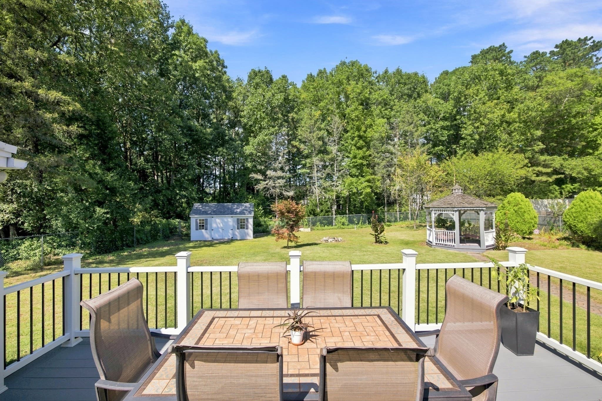 Single Family Residence at 47 Overlook Dr, Easthampton MA 01027, Easthampton, photo 34 of 42