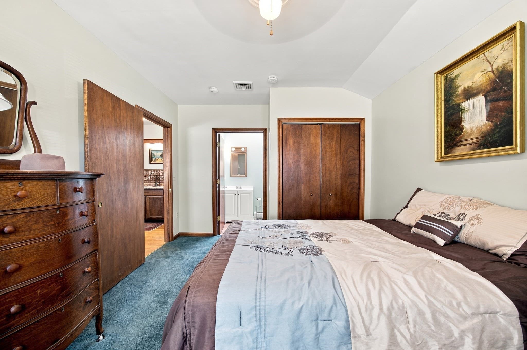Single Family Residence at 47 Overlook Dr, Easthampton MA 01027, Easthampton, photo 18 of 42
