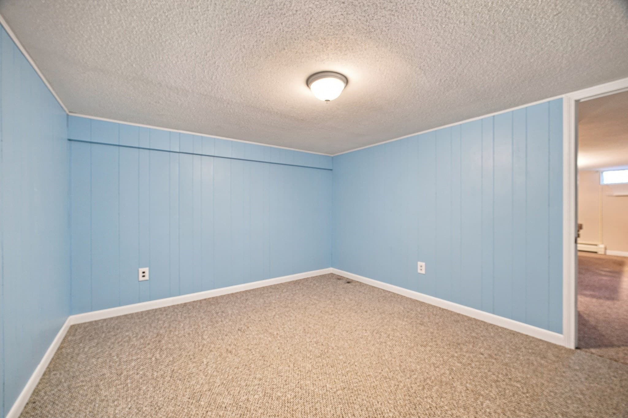Single Family Residence at 47 Overlook Dr, Easthampton MA 01027, Easthampton, photo 29 of 42