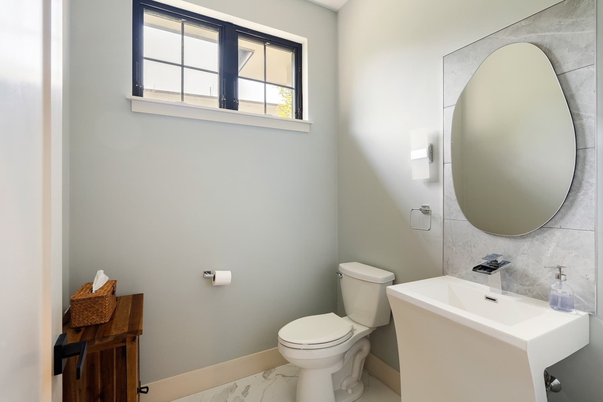 Single Family Residence at 32 Lantern Ln, Wellesley MA 02481, Wellesley, photo 16 of 40