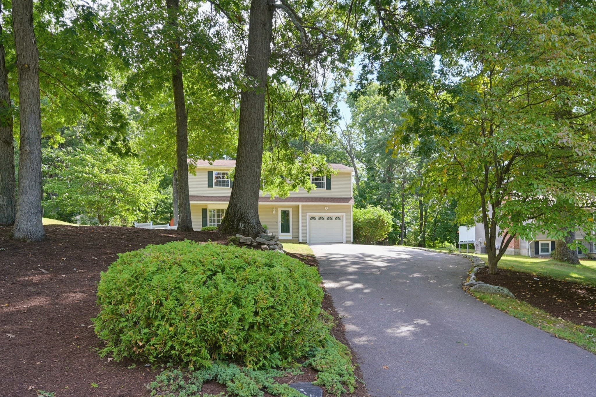 Single Family Residence at 21 Stagecoach Dr, Ashland MA 01721, Ashland, photo 3 of 38
