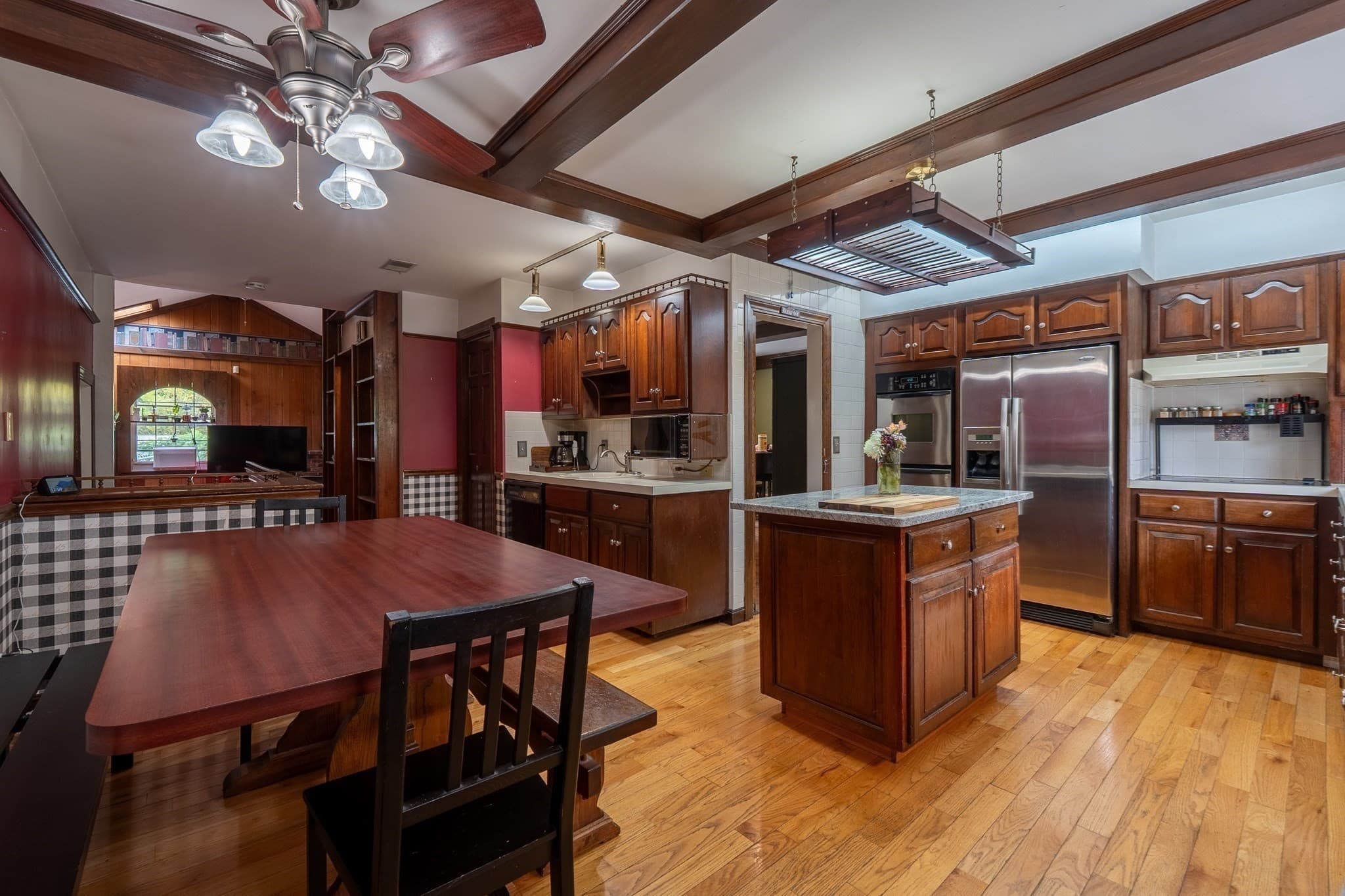 Single Family Residence at 163 Oakside Ave, Methuen MA 01844, Methuen, photo 4 of 42