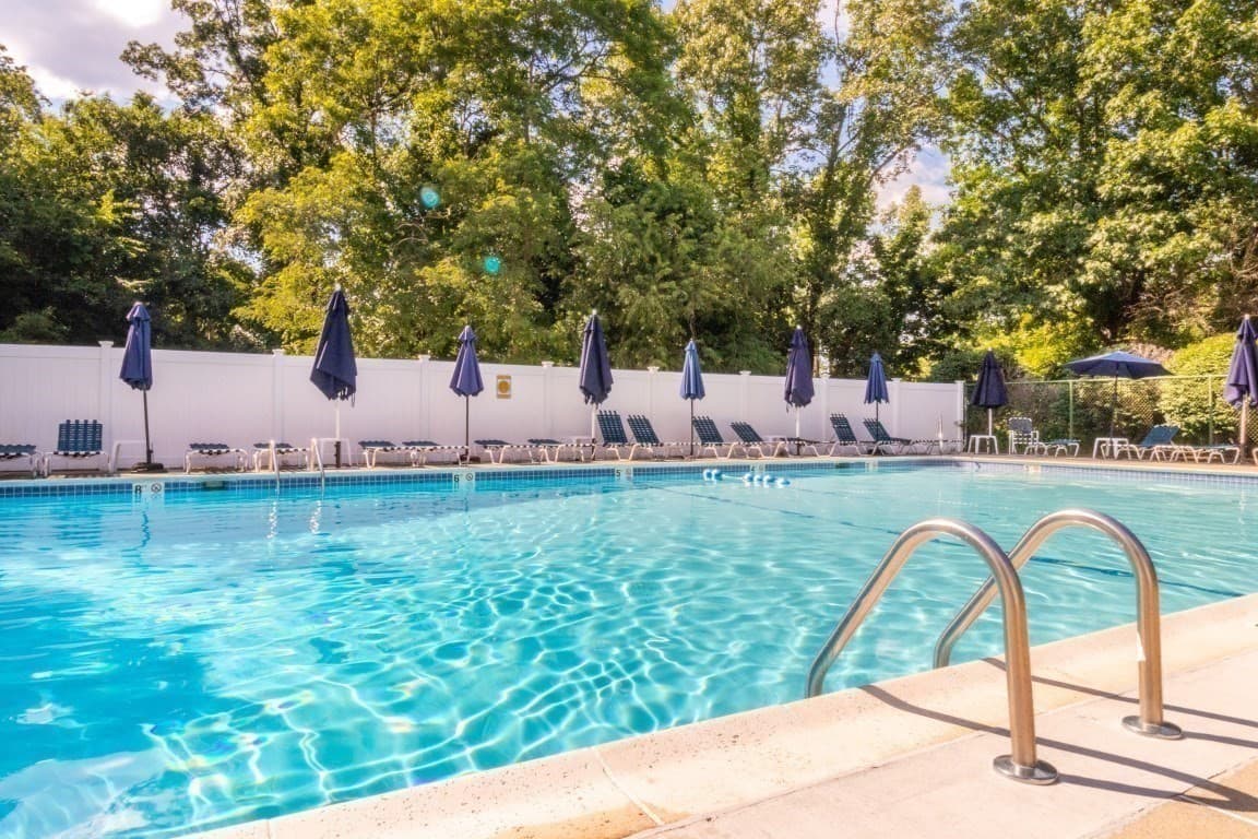 Condominium at 4 Beals Cove Rd # G, Hingham MA 02043, Hingham, photo 24 of 27