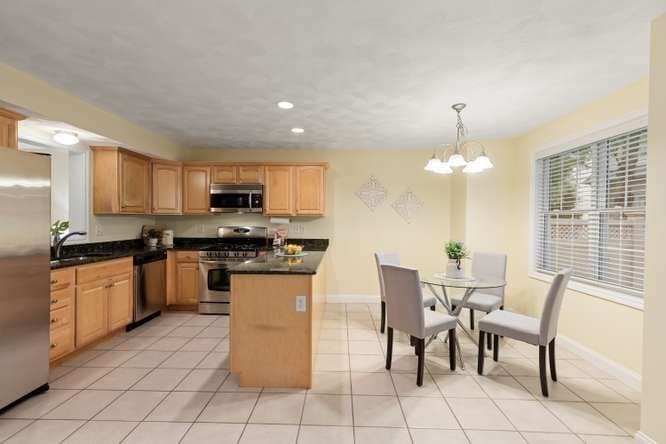 Condominium at 20 Jill's Way # 20, Tewksbury MA 01876, Tewksbury, photo 13 of 33
