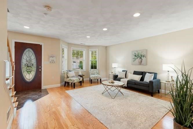 Condominium at 20 Jill's Way # 20, Tewksbury MA 01876, Tewksbury, photo 8 of 33