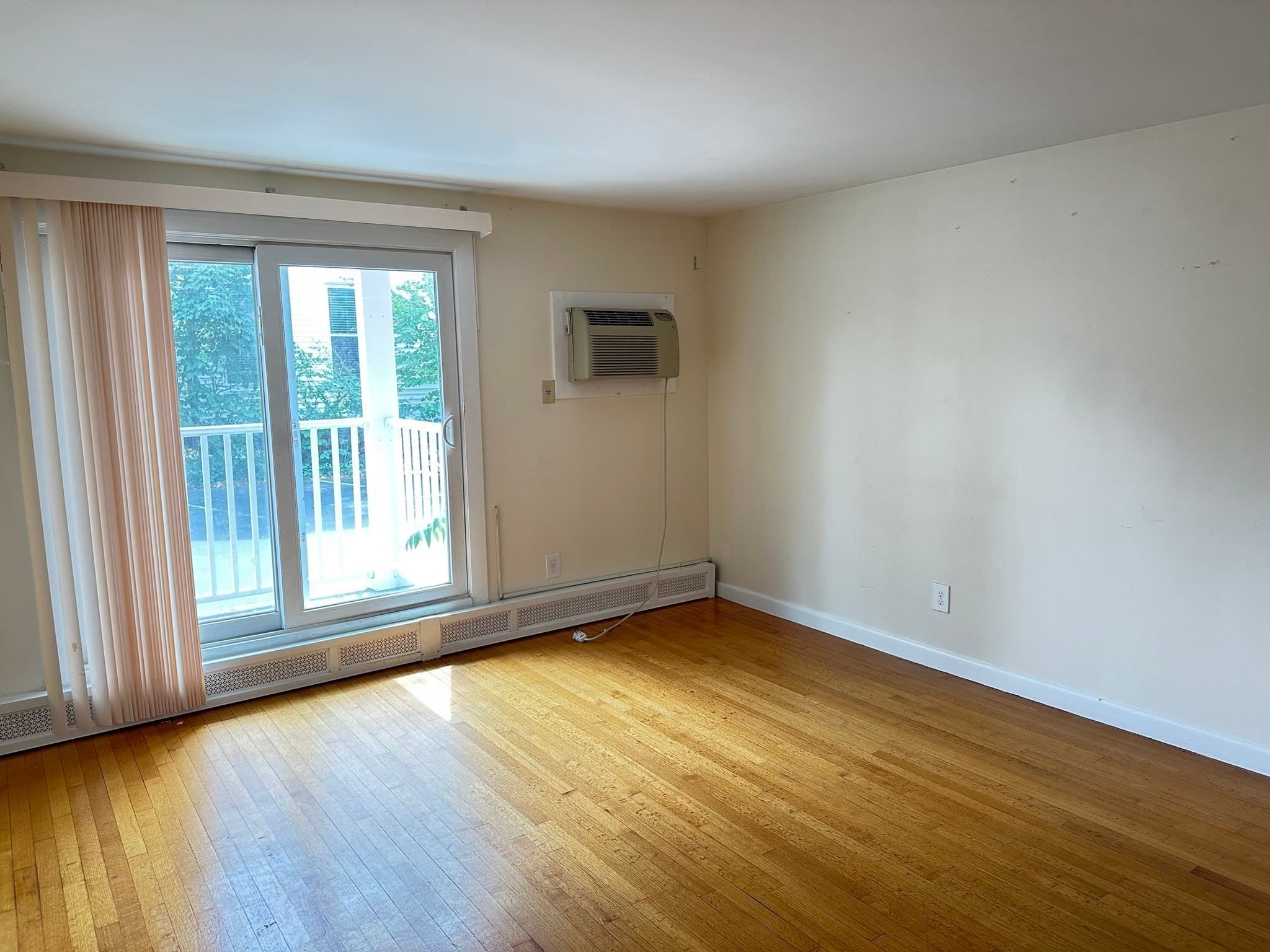 Condominium at 12 Portland St # 7, Lynn MA 01902, Lynn, photo 9 of 21
