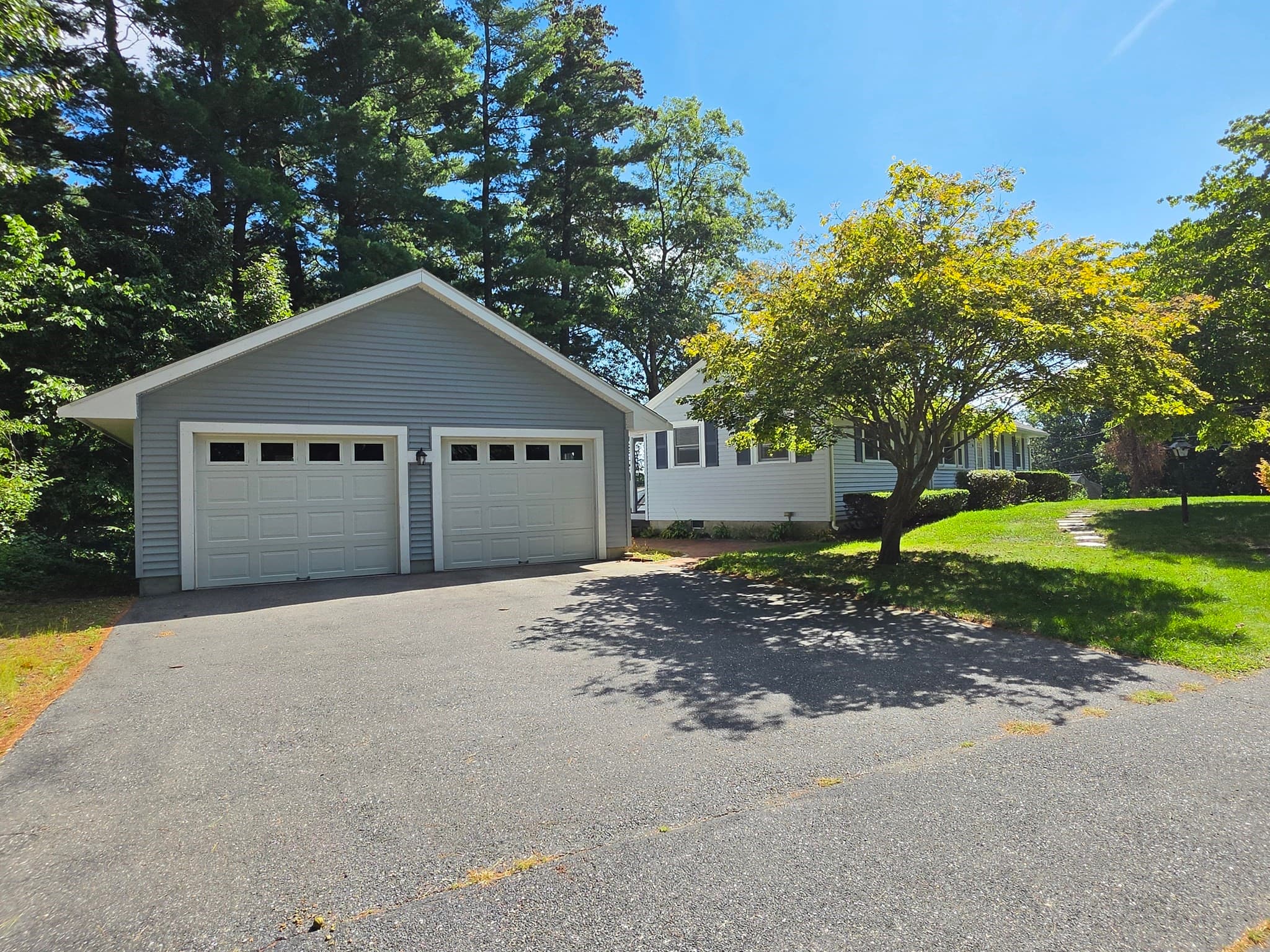 Single Family Residence at 55 Pine Hill Rd, Ashland MA 01721, photo 3 of 33