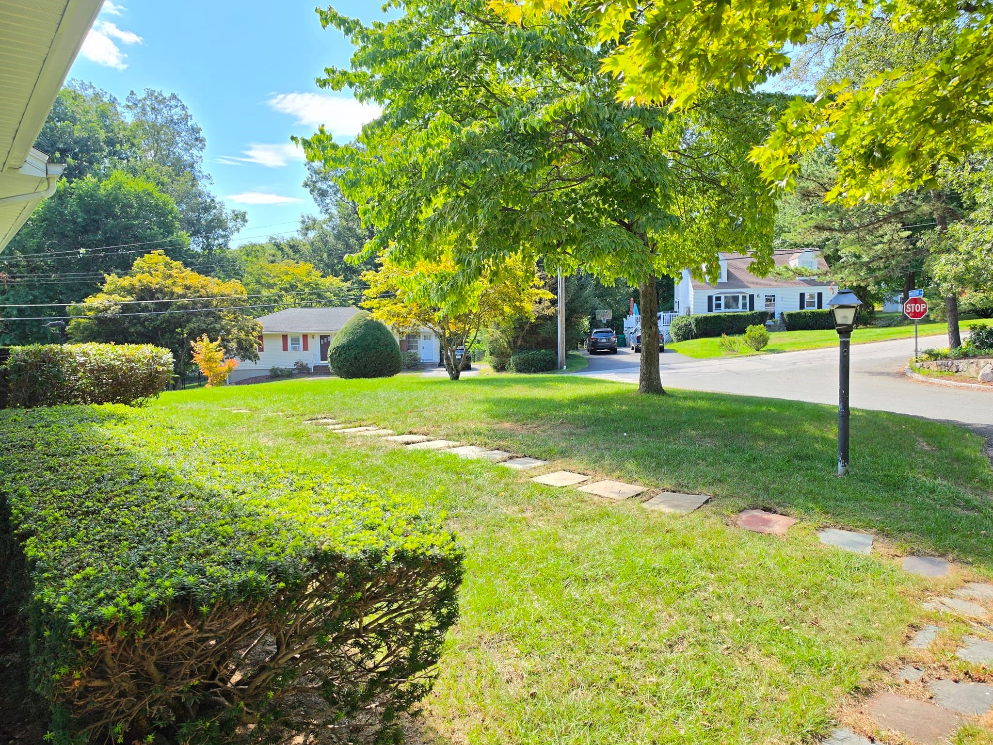 Single Family Residence at 55 Pine Hill Rd, Ashland MA 01721, photo 9 of 33