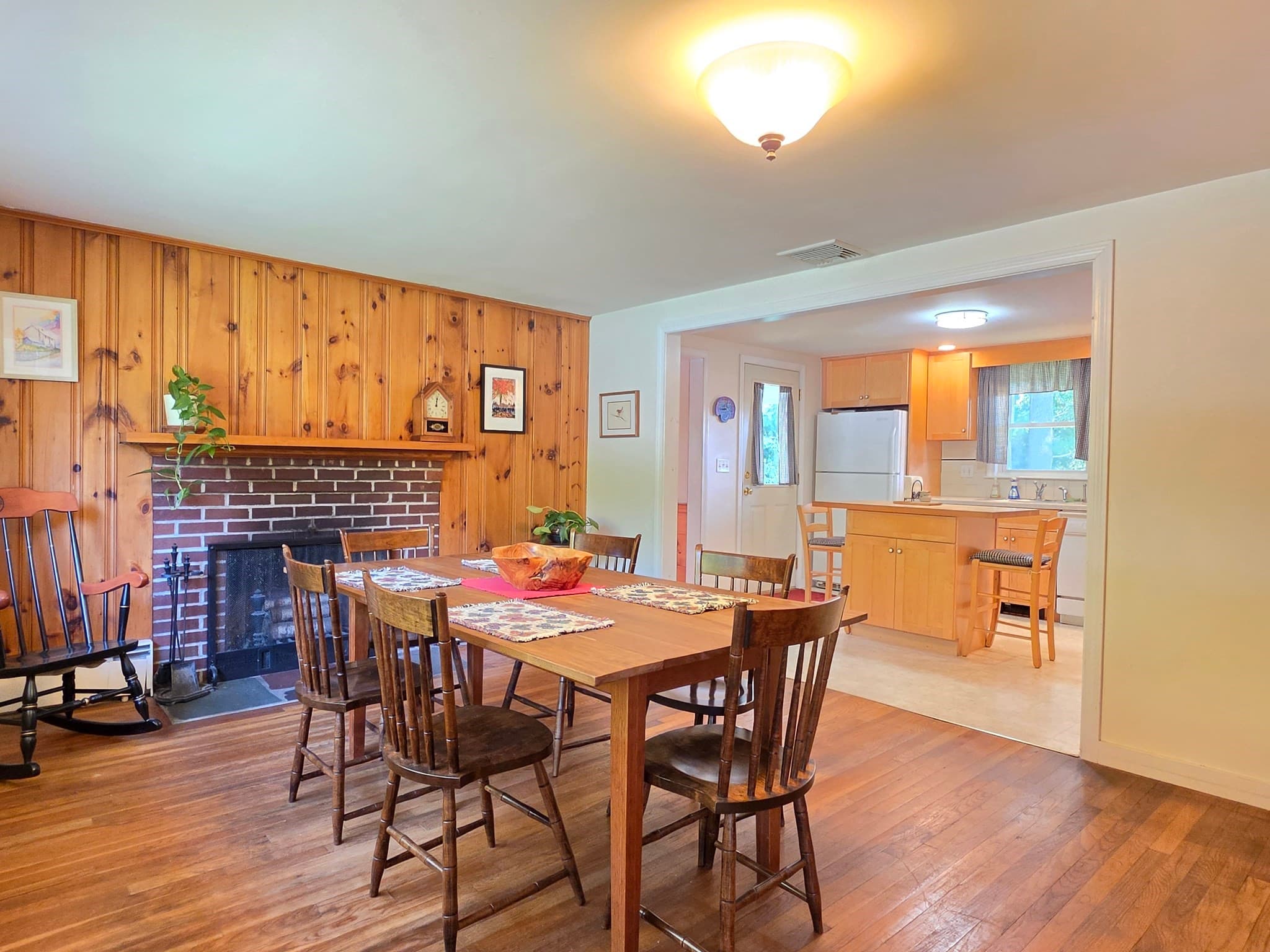 Single Family Residence at 55 Pine Hill Rd, Ashland MA 01721, photo 10 of 33