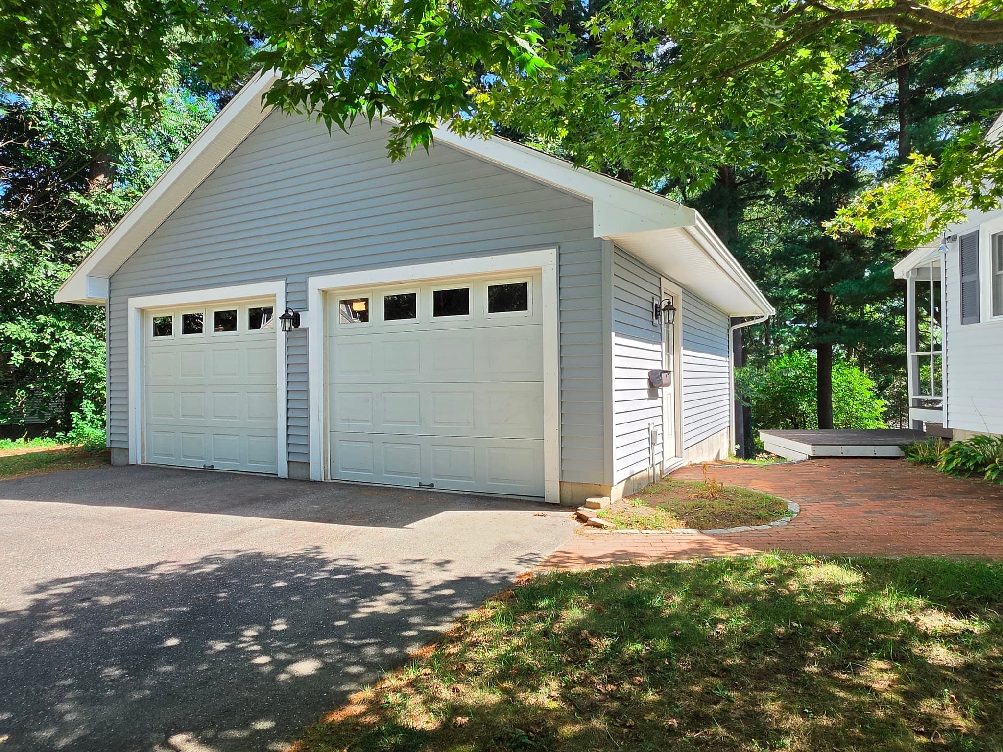 Single Family Residence at 55 Pine Hill Rd, Ashland MA 01721, photo 4 of 33