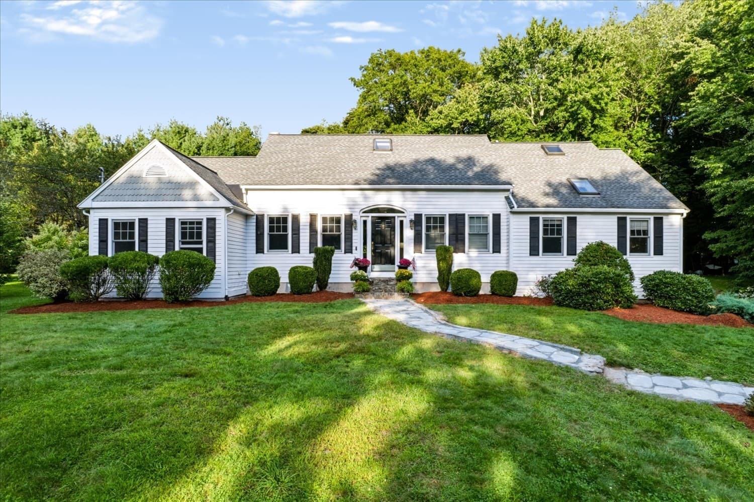 53 Haduk Dr, North Attleboro MA 02760