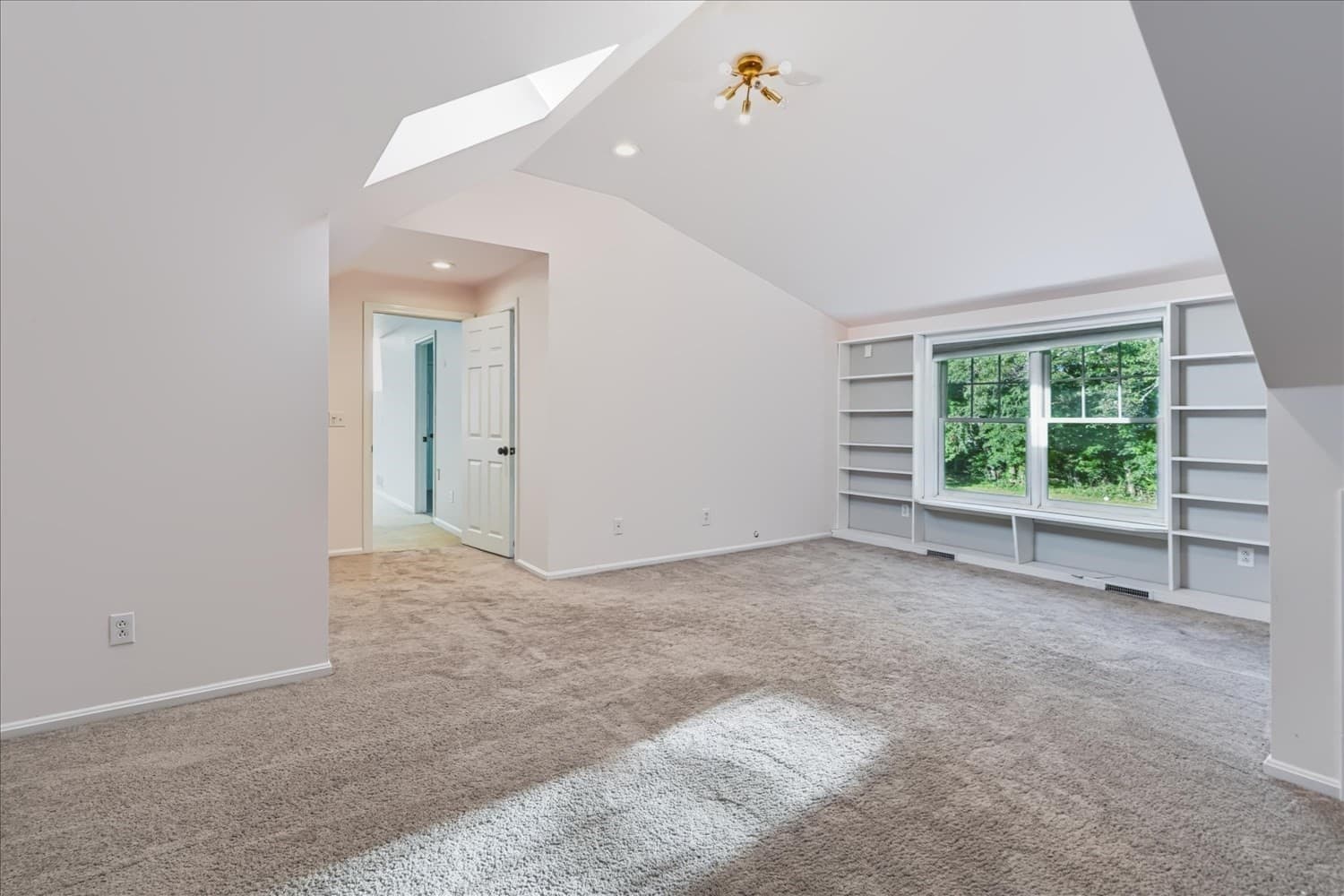 Single Family Residence at 53 Haduk Dr, North Attleboro MA 02760, North Attleboro, photo 40 of 42
