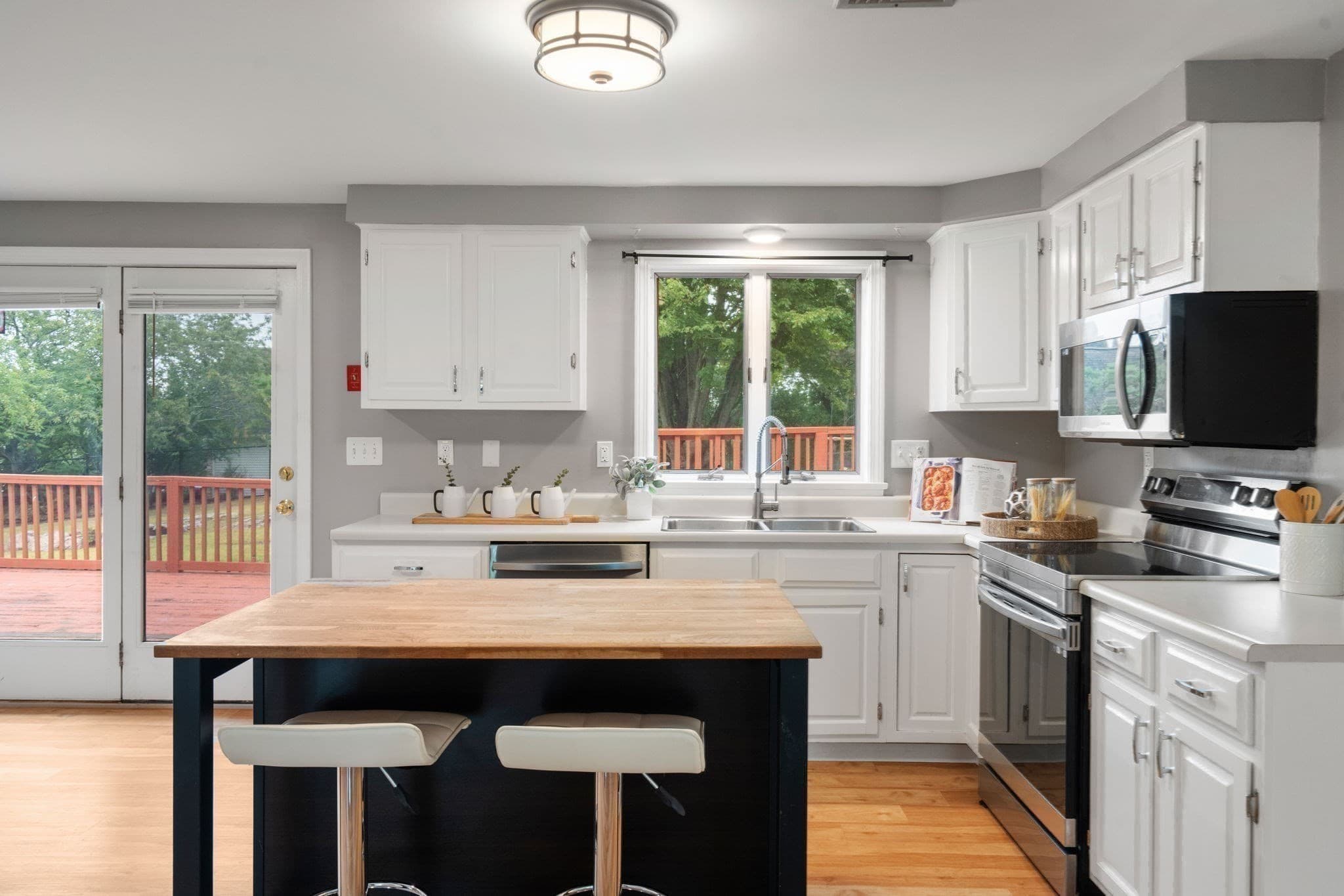 Single Family Residence at 14 Glenn Ave, Salem MA 01970, Salem, photo 11 of 24