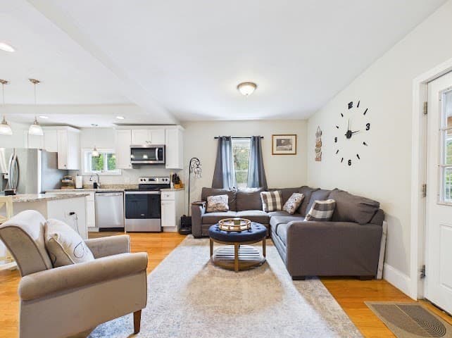 Single Family Residence at 275 Holmes St., Halifax MA 02338, Halifax, photo 6 of 28
