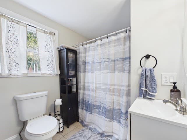 Single Family Residence at 275 Holmes St., Halifax MA 02338, Halifax, photo 16 of 28