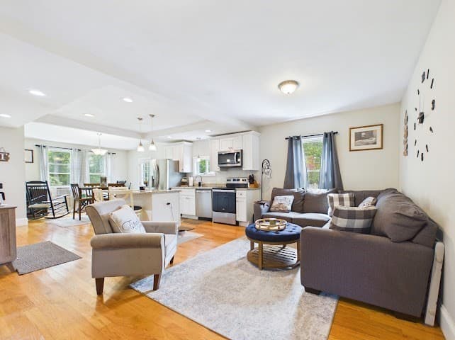 Single Family Residence at 275 Holmes St., Halifax MA 02338, Halifax, photo 7 of 28