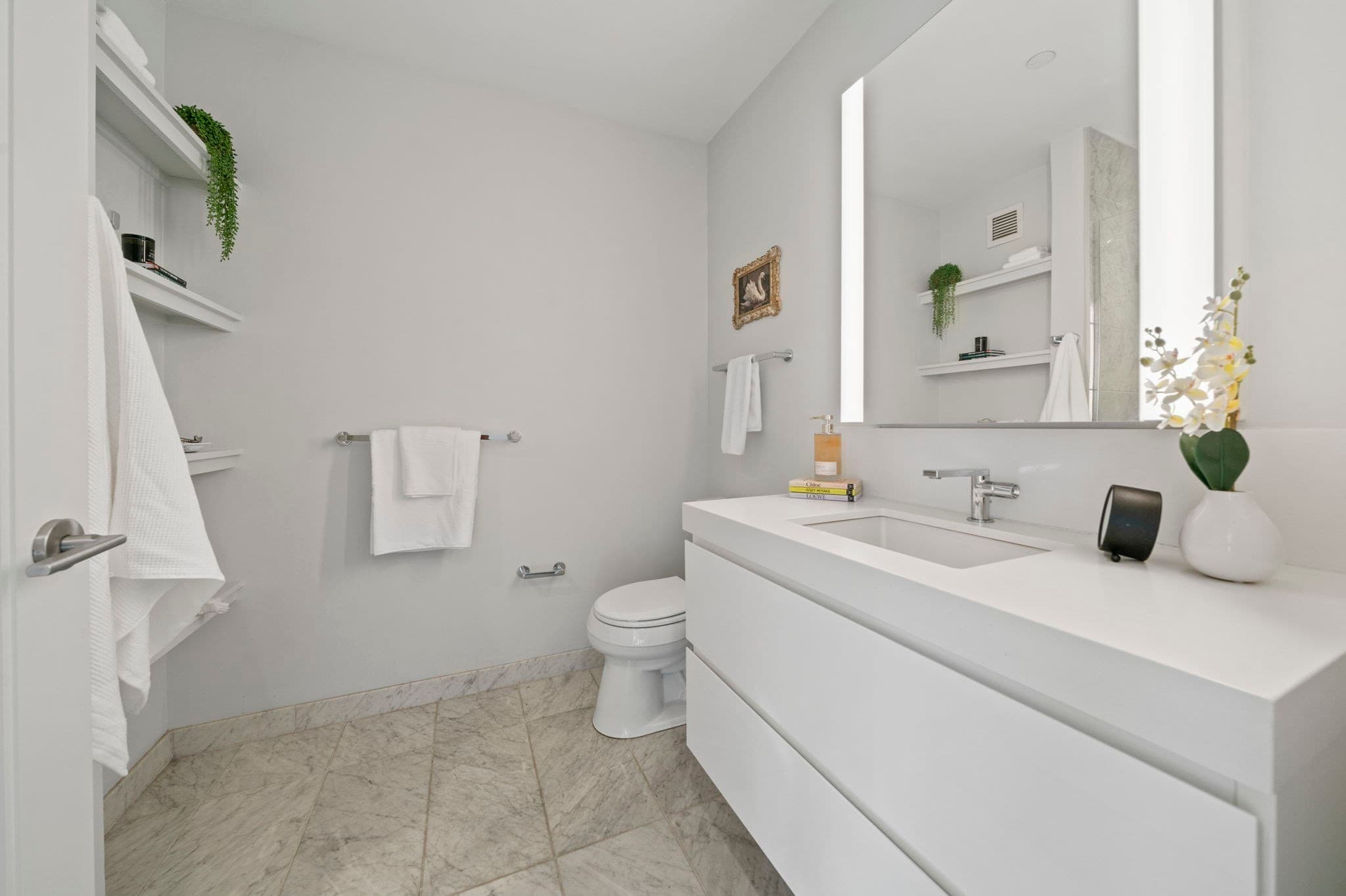 Condominium at 135 Seaport Blvd # 1703, Boston MA 02210, photo 11 of 30