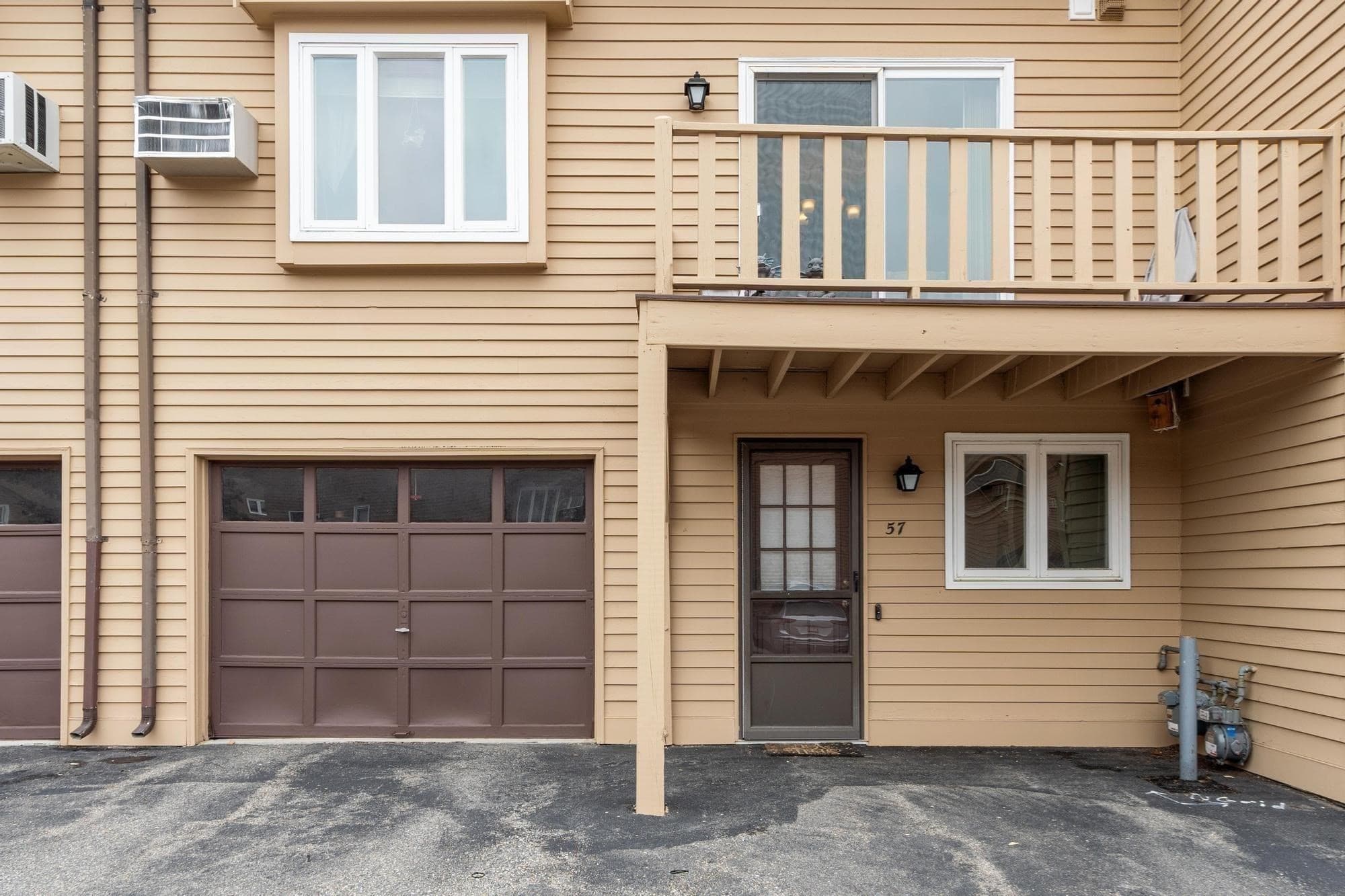 Condominium at 57 Casablanca Ct # 57, Haverhill MA 01832, Haverhill, photo 3 of 36