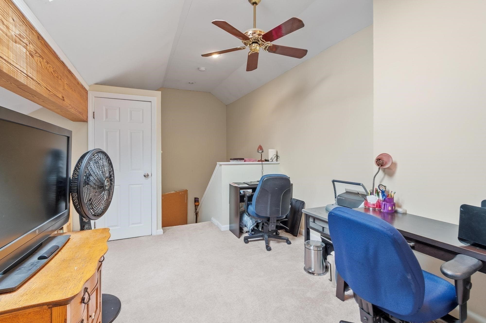 Condominium at 57 Casablanca Ct # 57, Haverhill MA 01832, Haverhill, photo 20 of 36