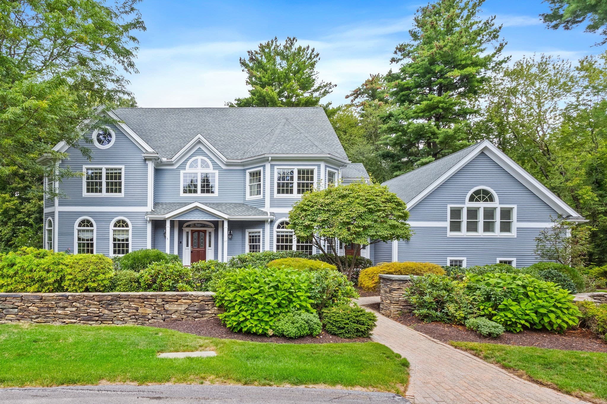 27 Carriage Drive, Lexington MA 02420