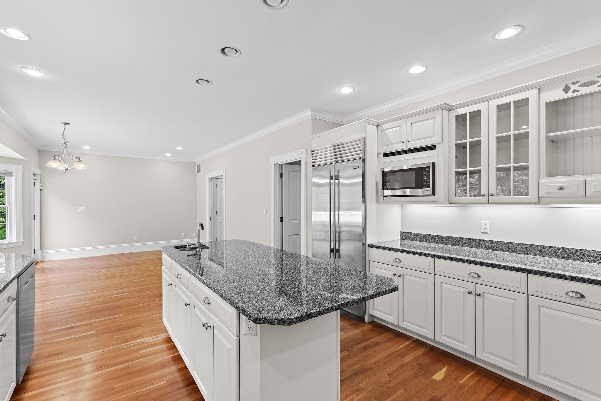 Single Family Residence at 27 Carriage Drive, Lexington MA 02420, Lexington, photo 11 of 42