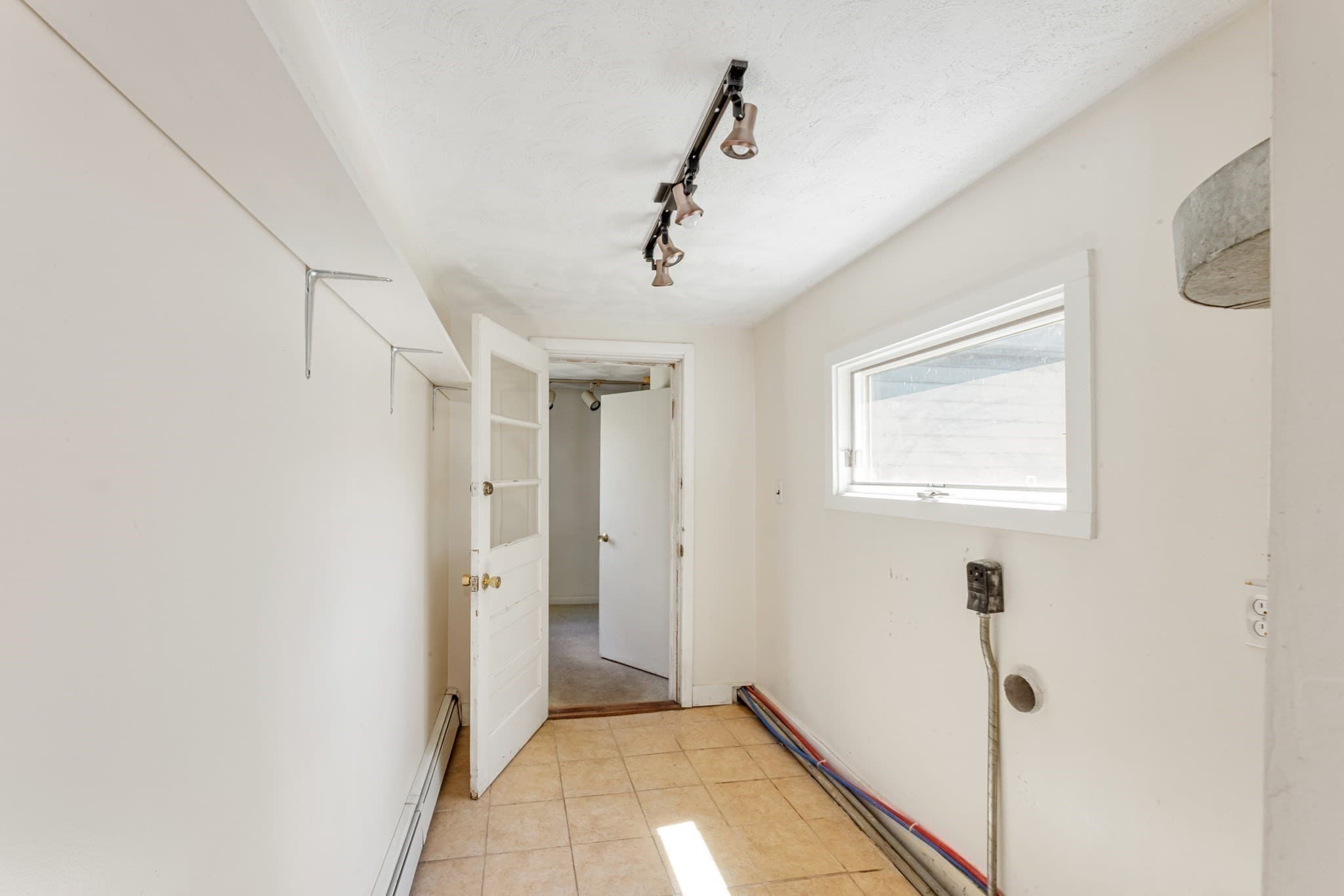 Single Family Residence at 193 Haverhill Street, North Reading MA 01864, North Reading, photo 21 of 37