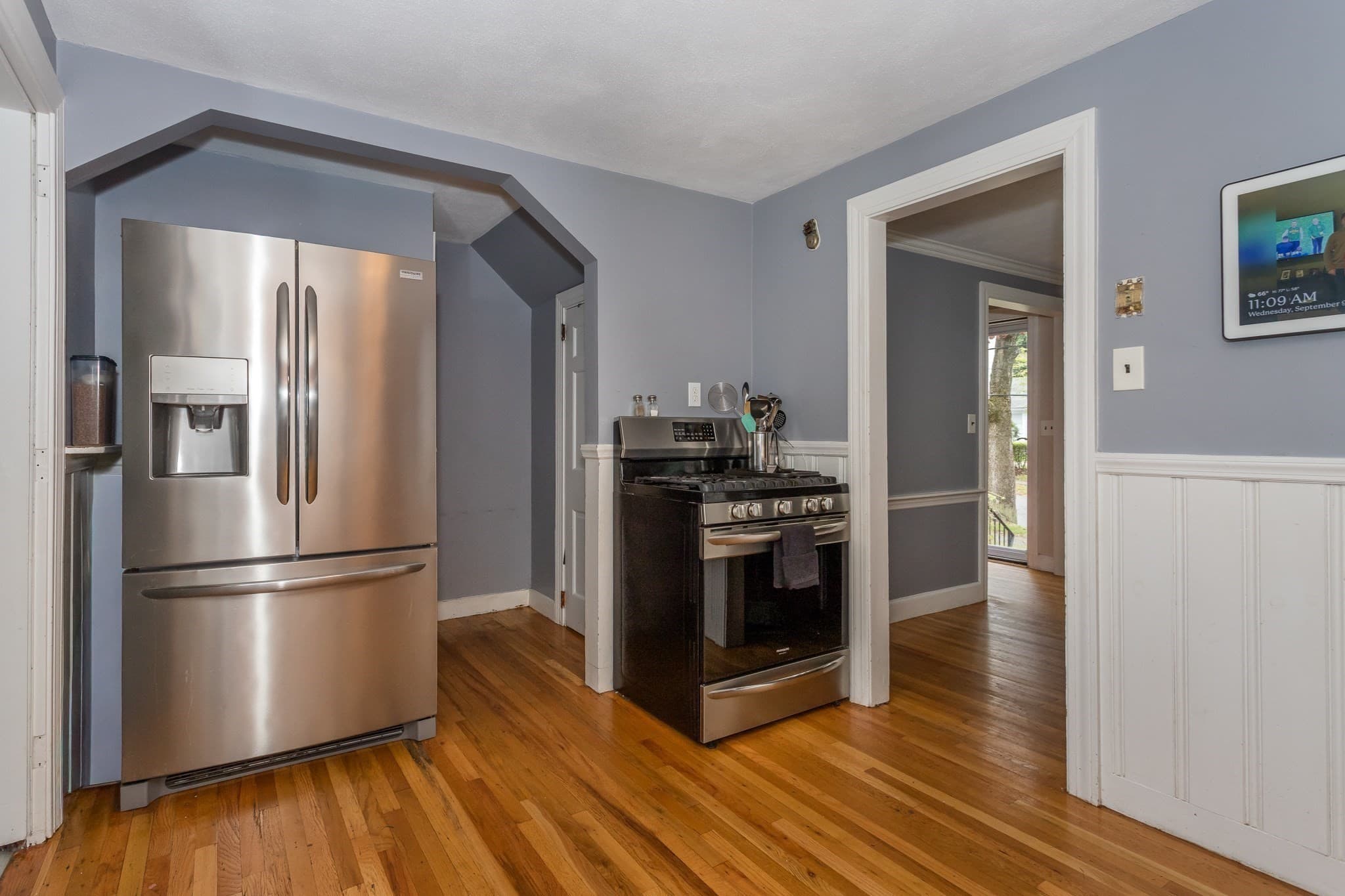Single Family Residence at 133 Gulliver St, Milton MA 02186, Milton, photo 9 of 17