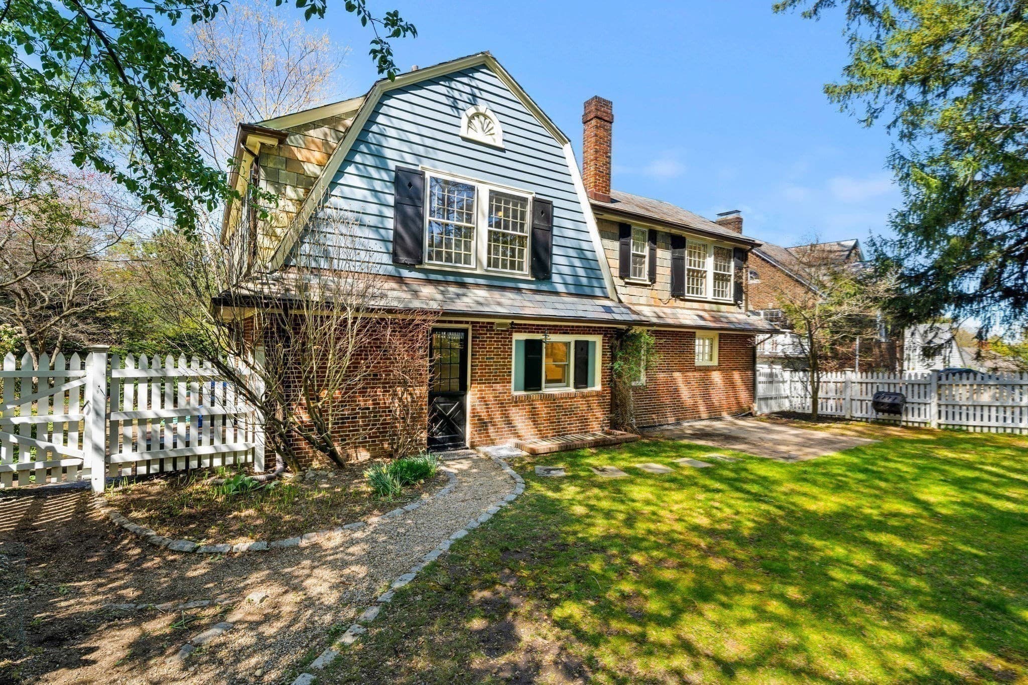 Single Family Residence at 292 Pond St, Brookline MA 02130, Brookline, photo 39 of 41