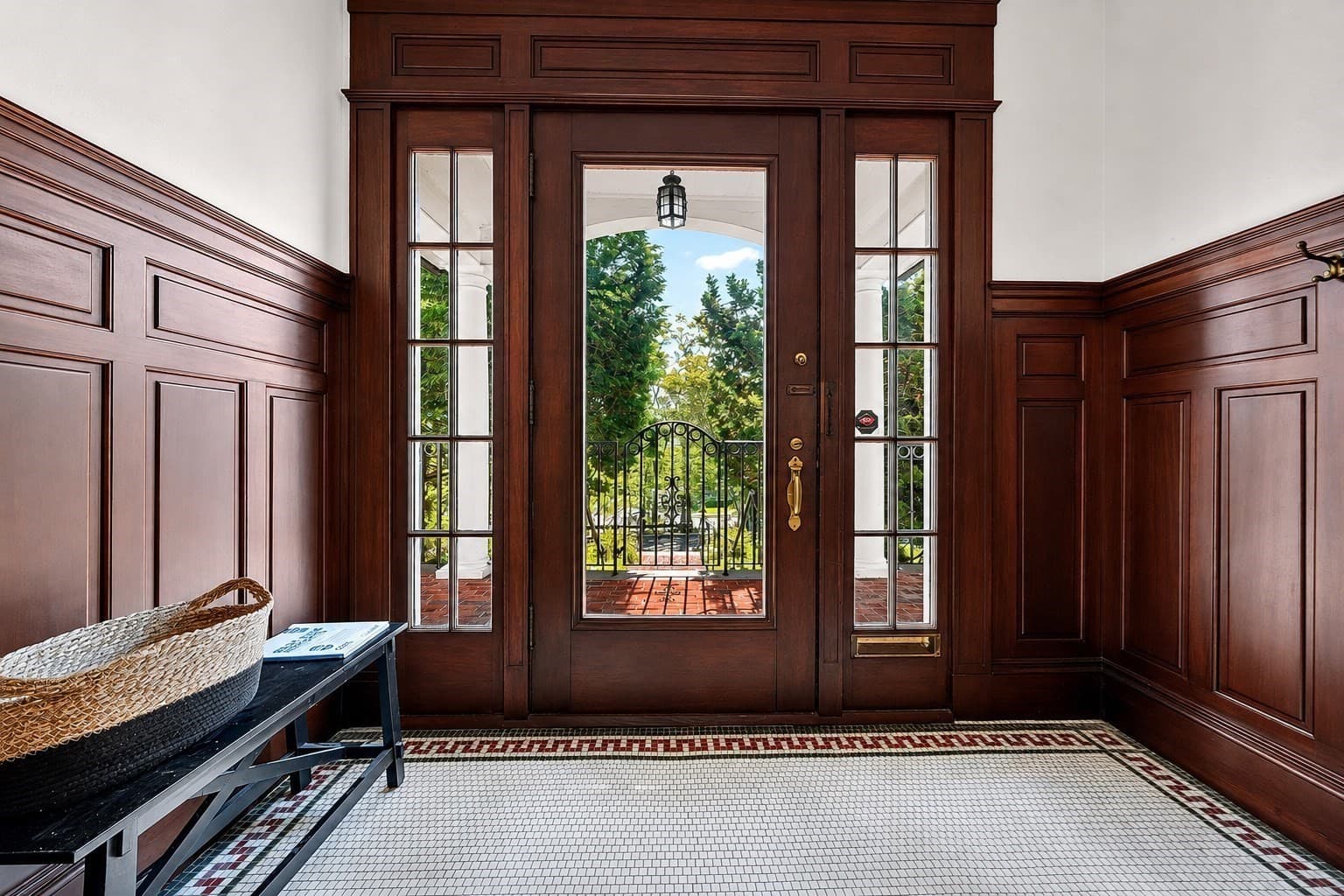 Single Family Residence at 127 Commonwealth Ave, Newton MA 02467, Newton, photo 2 of 38